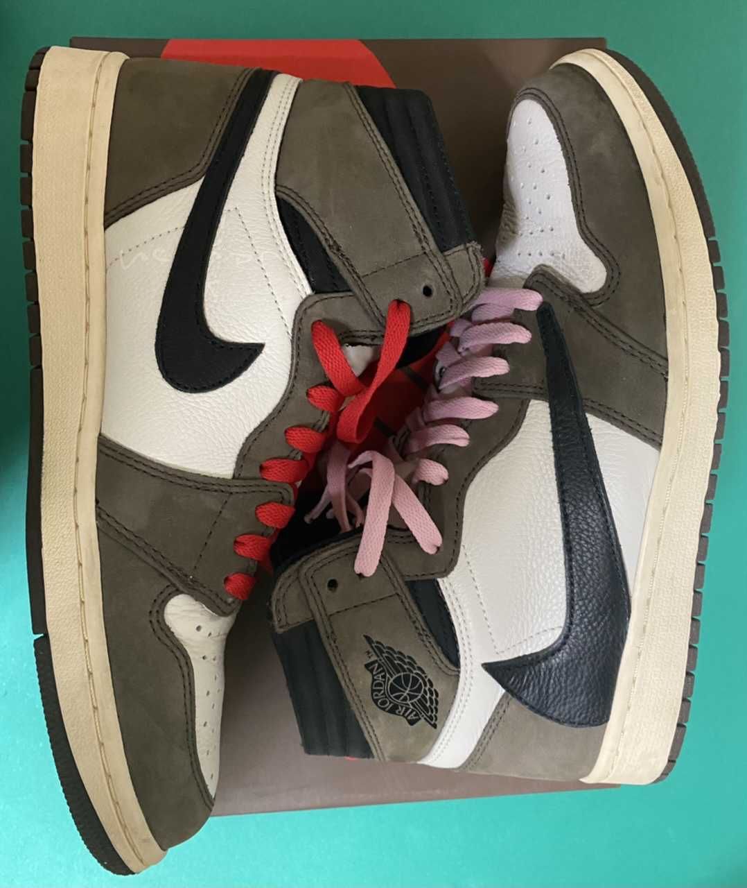 Travis Scott × Nike Air Jordan 1 Retro High OG TS SP "Sail/Dark Mocha"