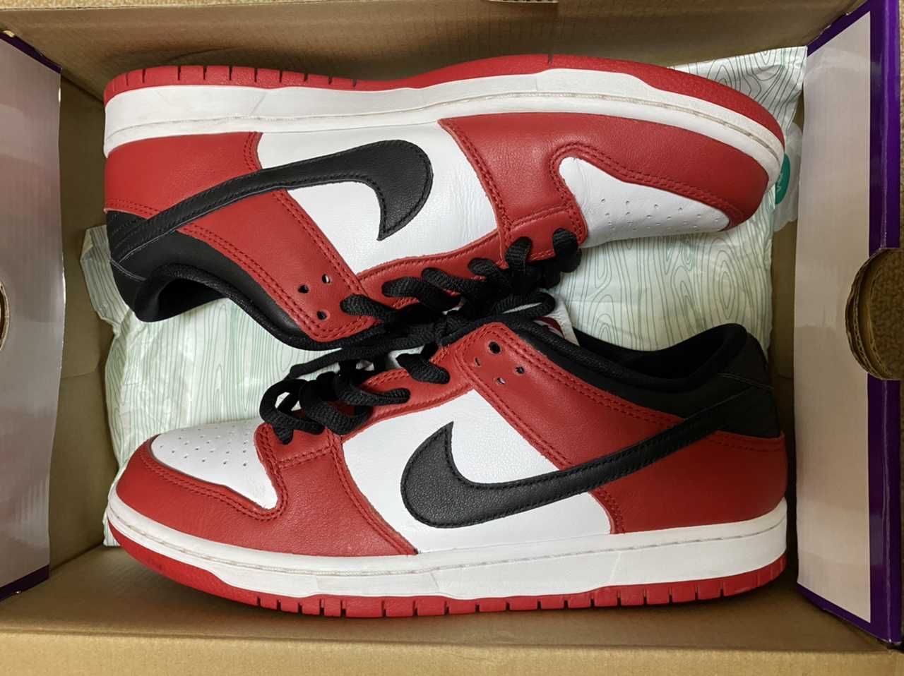 Nike SB Dunk Low Pro "J-Pack Chicago/Varsity Red and White"