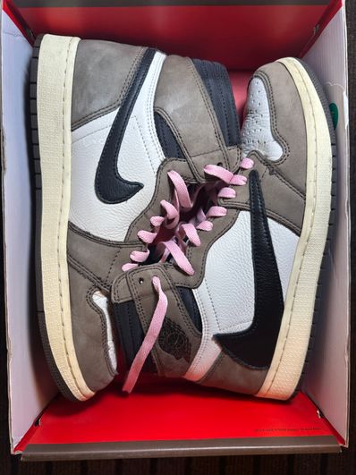 Travis Scott × Nike Air Jordan 1 Retro High OG TS SP "Sail/Dark Mocha"