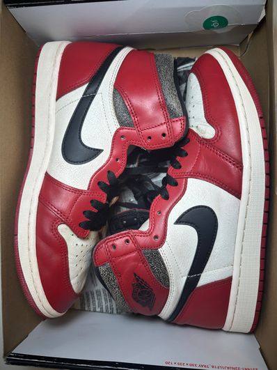 Nike Air Jordan 1 High OG "Lost & Found/Chicago"