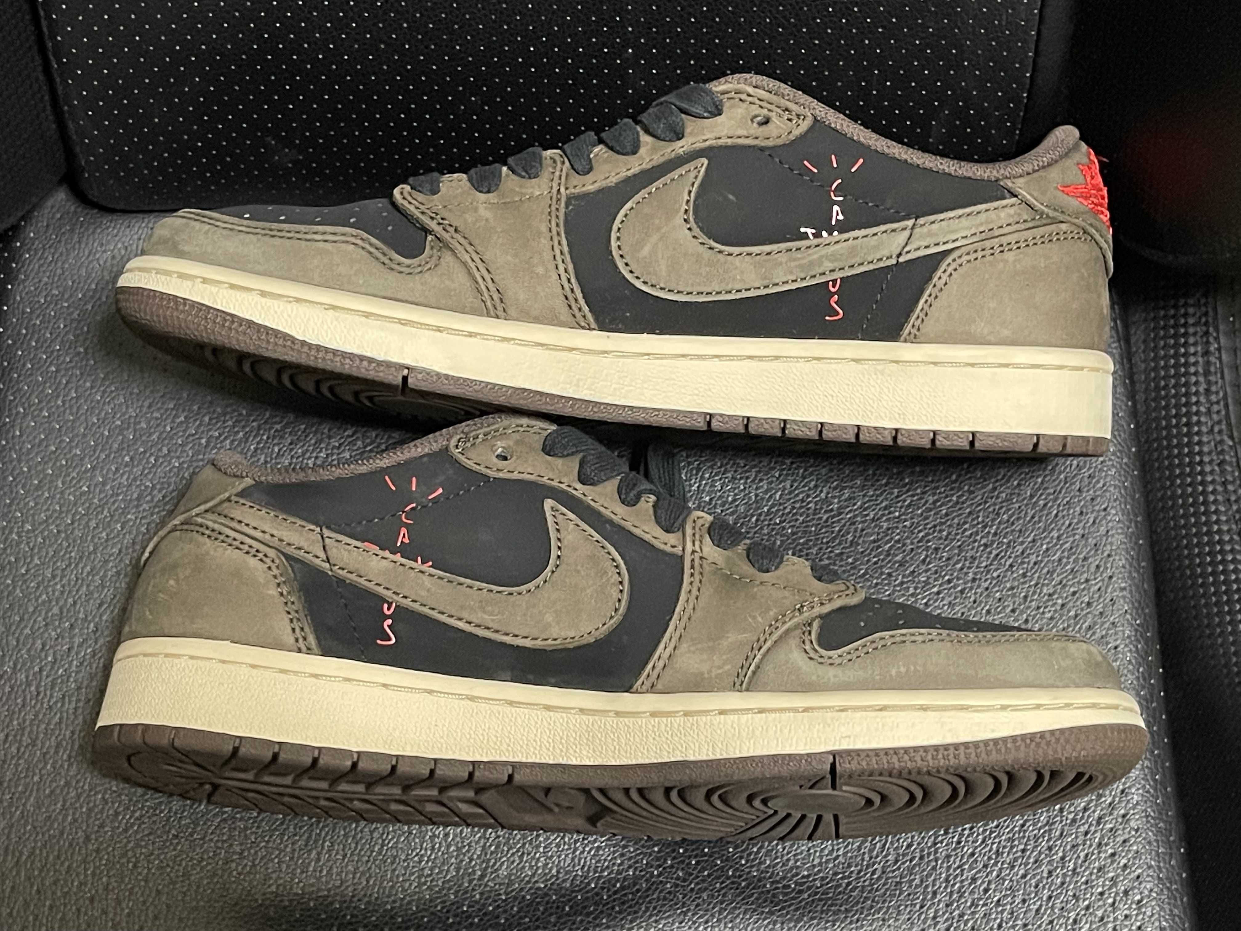 Travis Scott × Nike Air Jordan 1 Low OG SP-T  "Black/Dark Mocha"