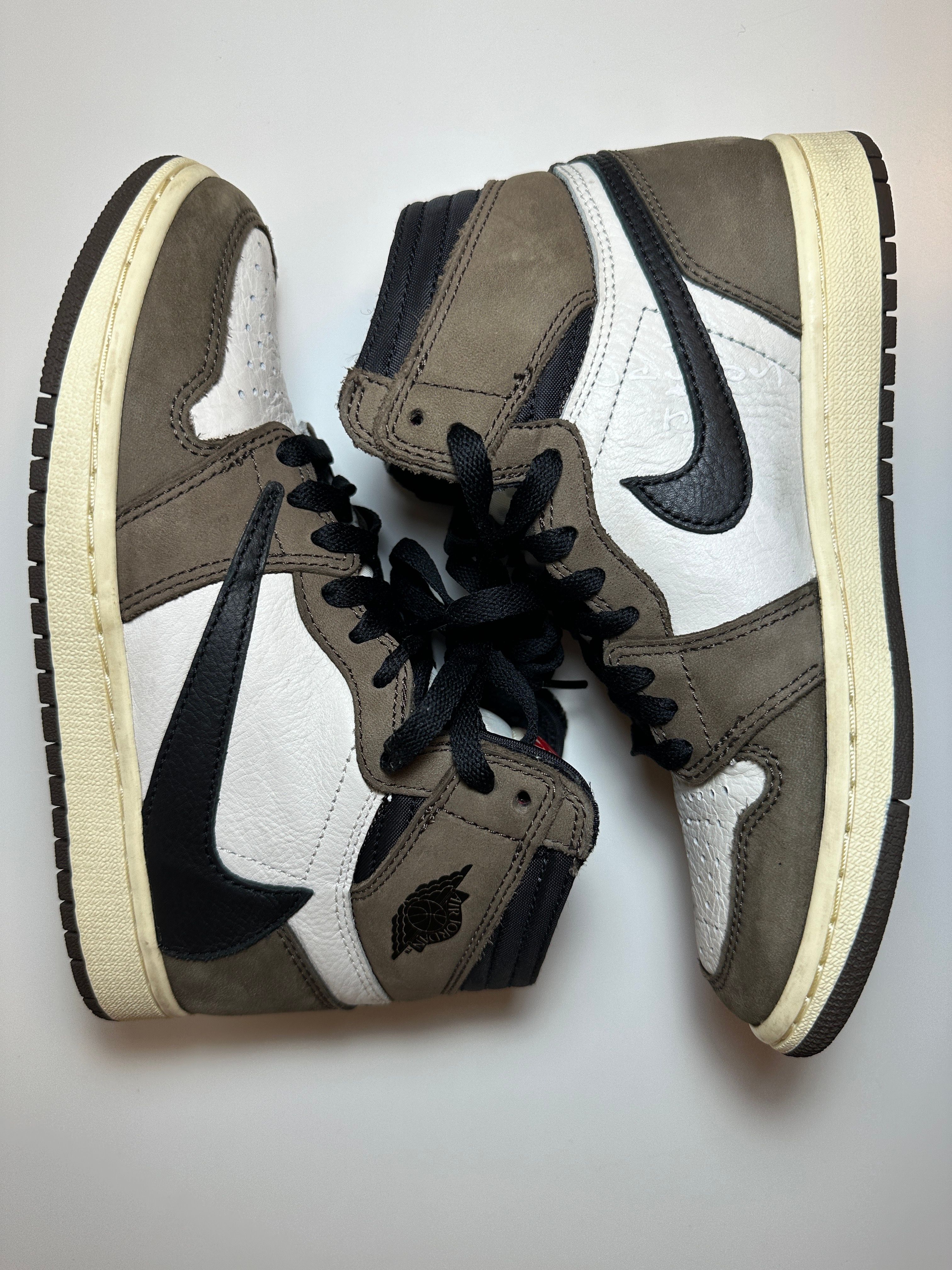 Travis Scott × Nike Air Jordan 1 Retro High OG TS SP "Sail/Dark Mocha"