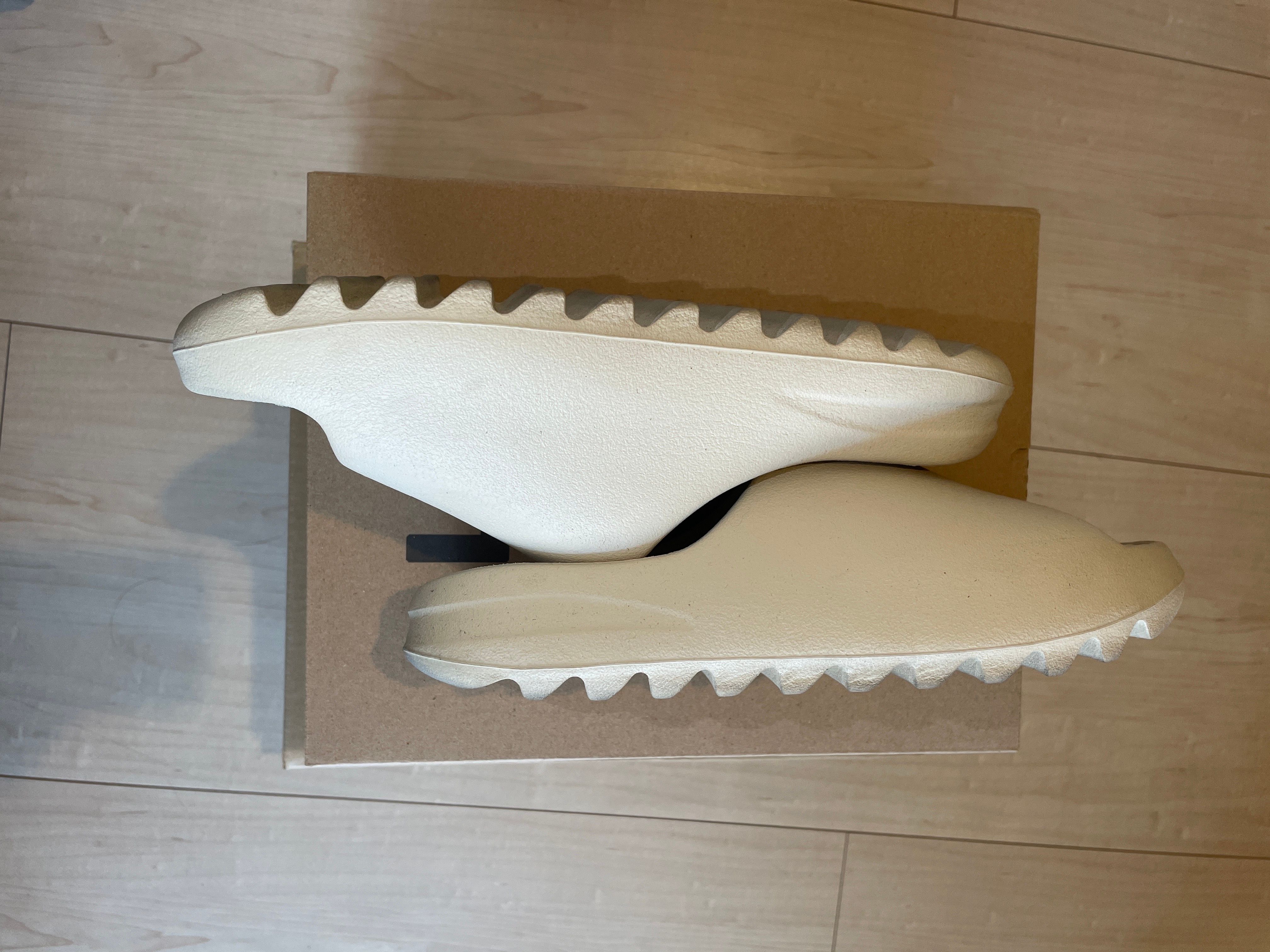 adidas YEEZY Slide "Bone" (FZ5897)