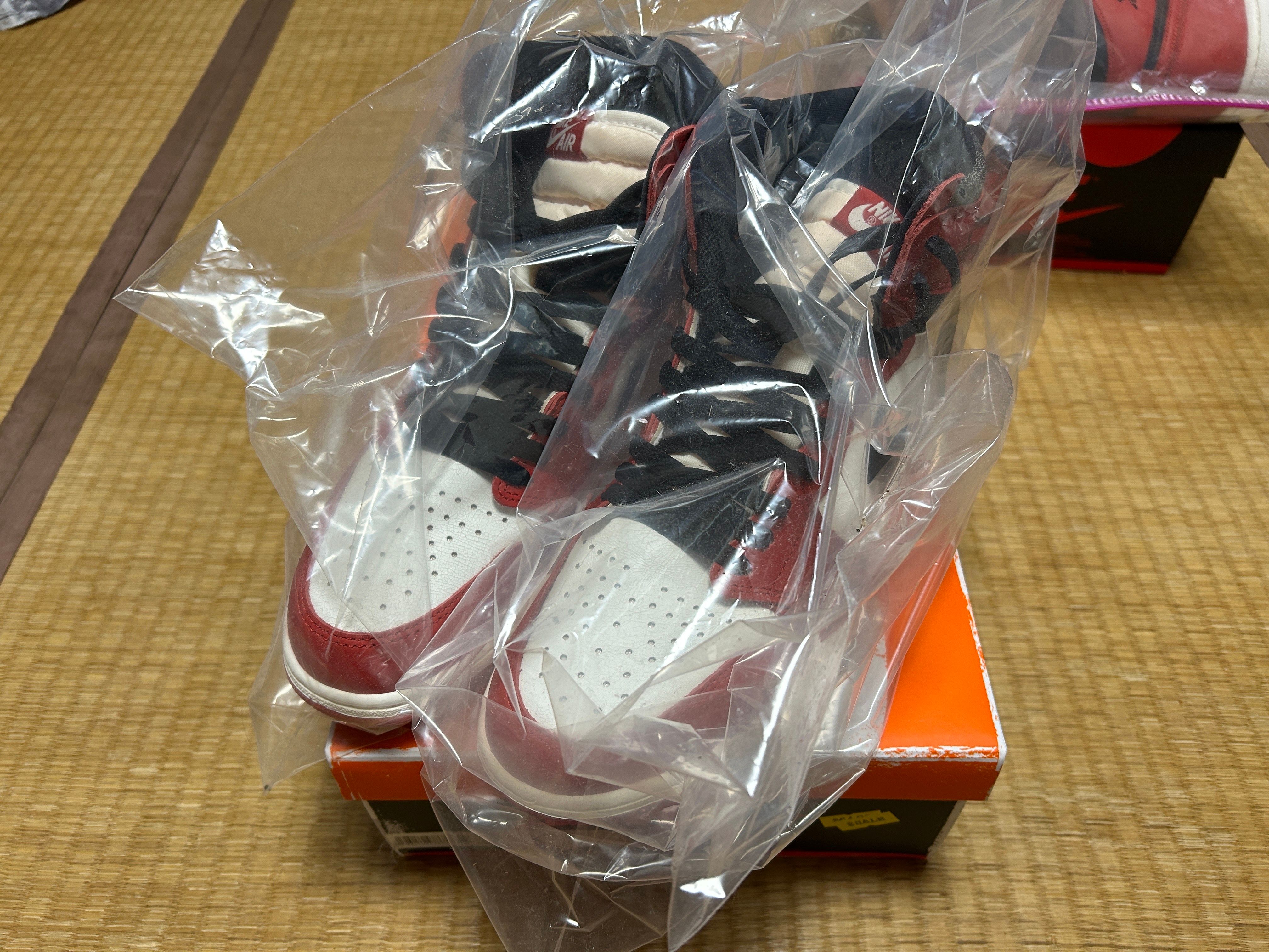 Nike Air Jordan 1 High OG "Lost & Found/Chicago"