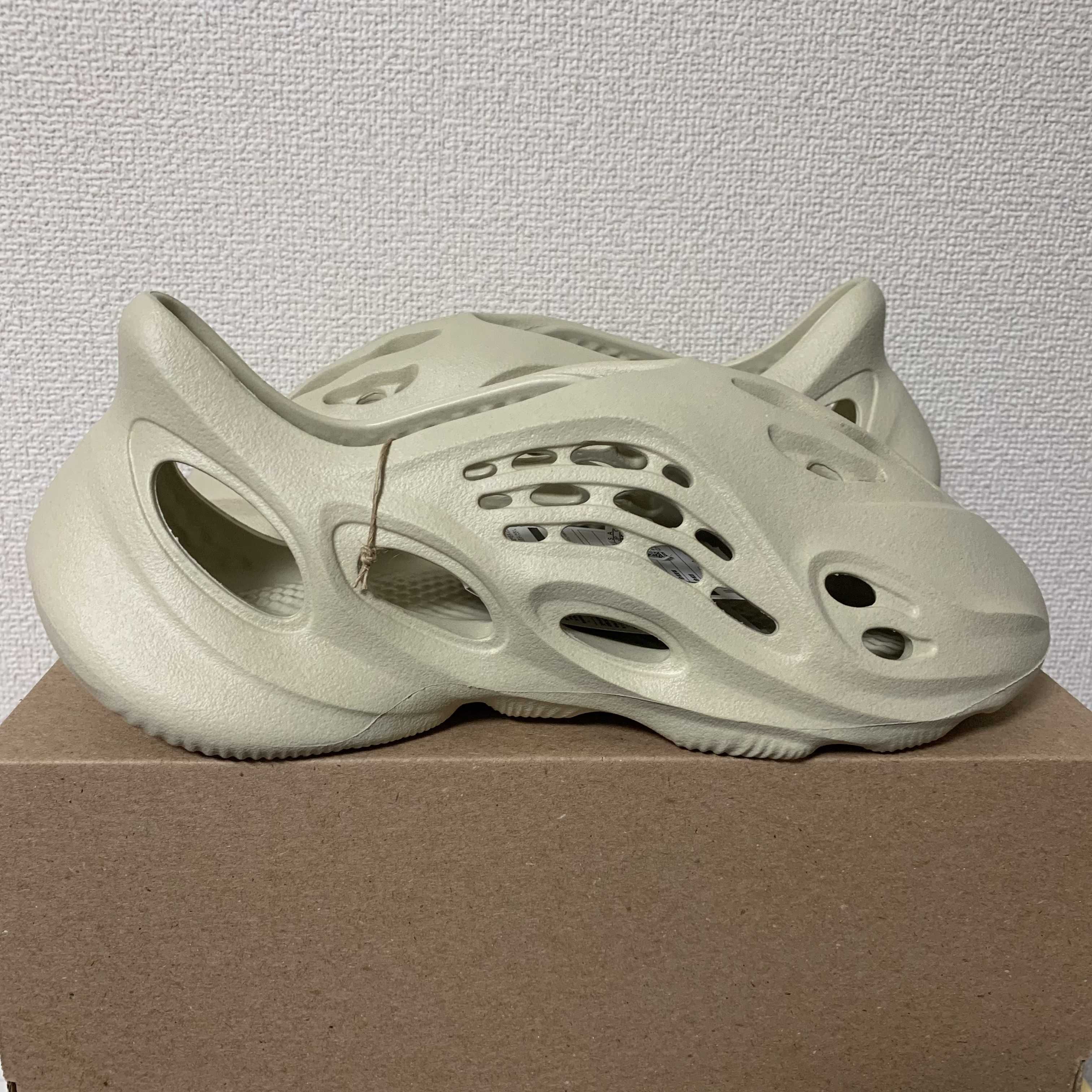 adidas YEEZY Foam Runner "Sand"