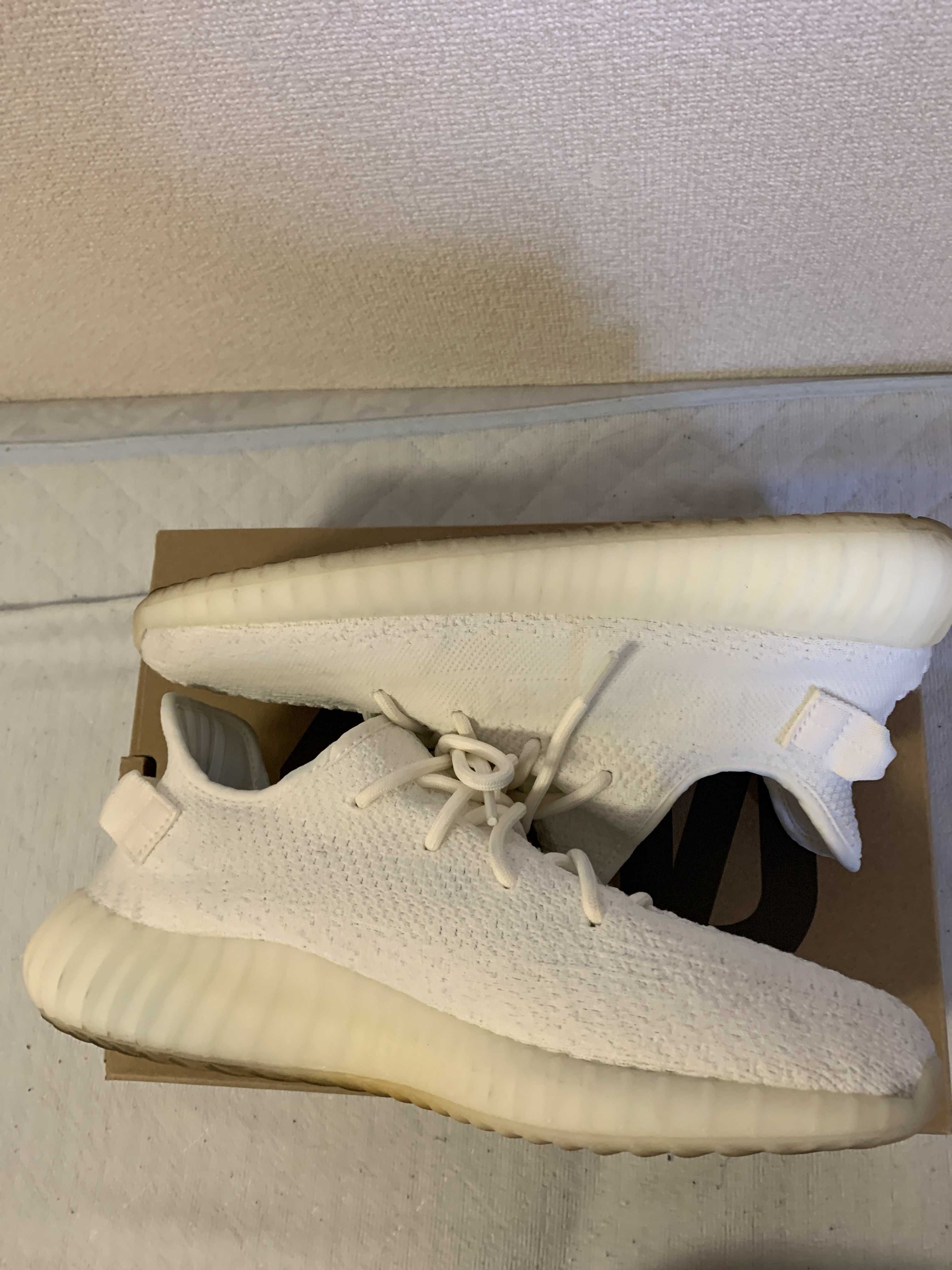 adidas YEEZY Boost 350 V2 "Cream White"