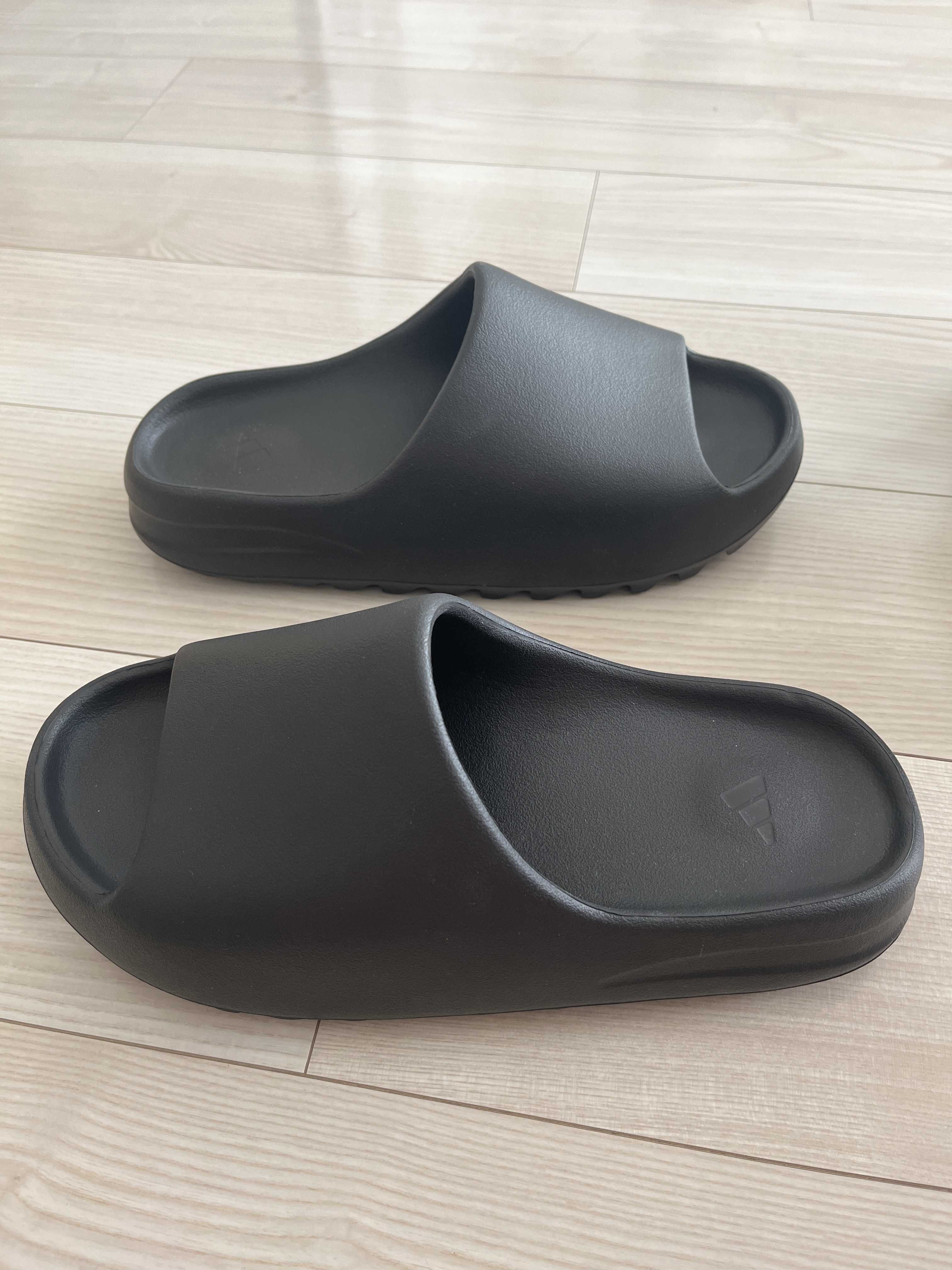 adidas YEEZY Slide "Onyx"