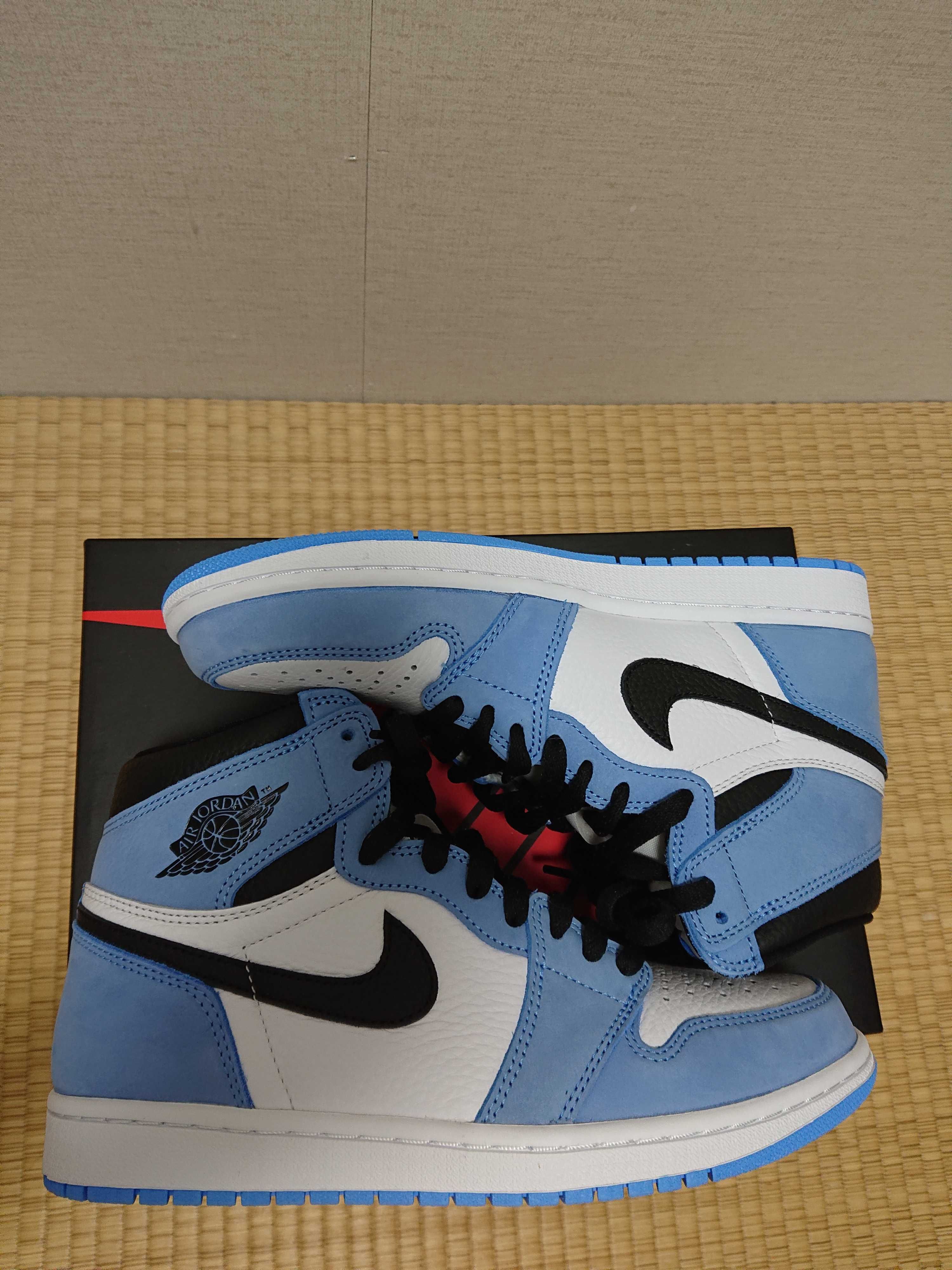 Nike Air Jordan 1 High OG "University Blue"