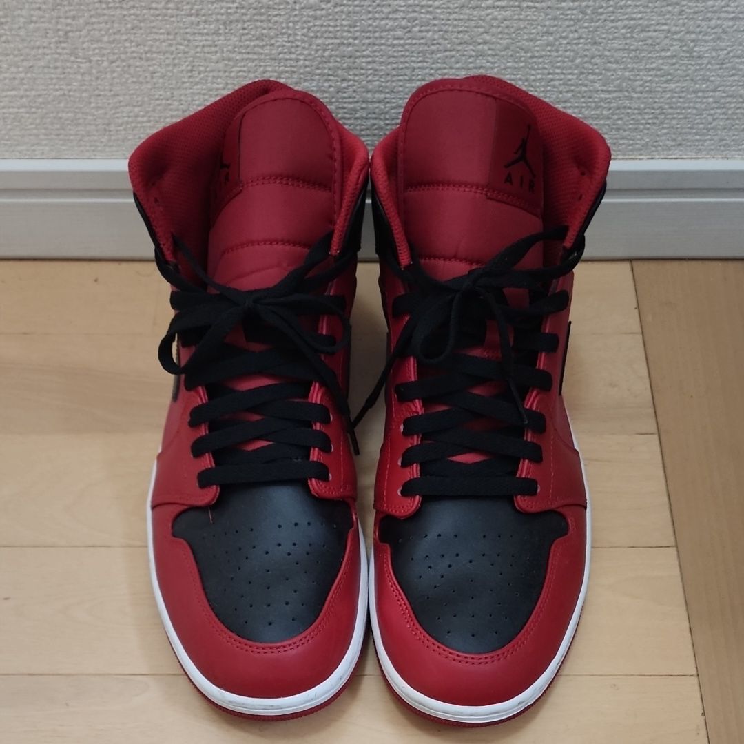 Nike Air Jordan 1 Mid "Reverse Bred"