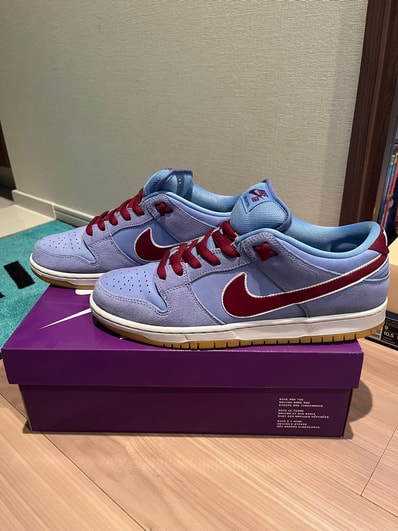 Nike SB Dunk Low Pro "Philadelphia Phillies/Valor Blue and Team Maroon"