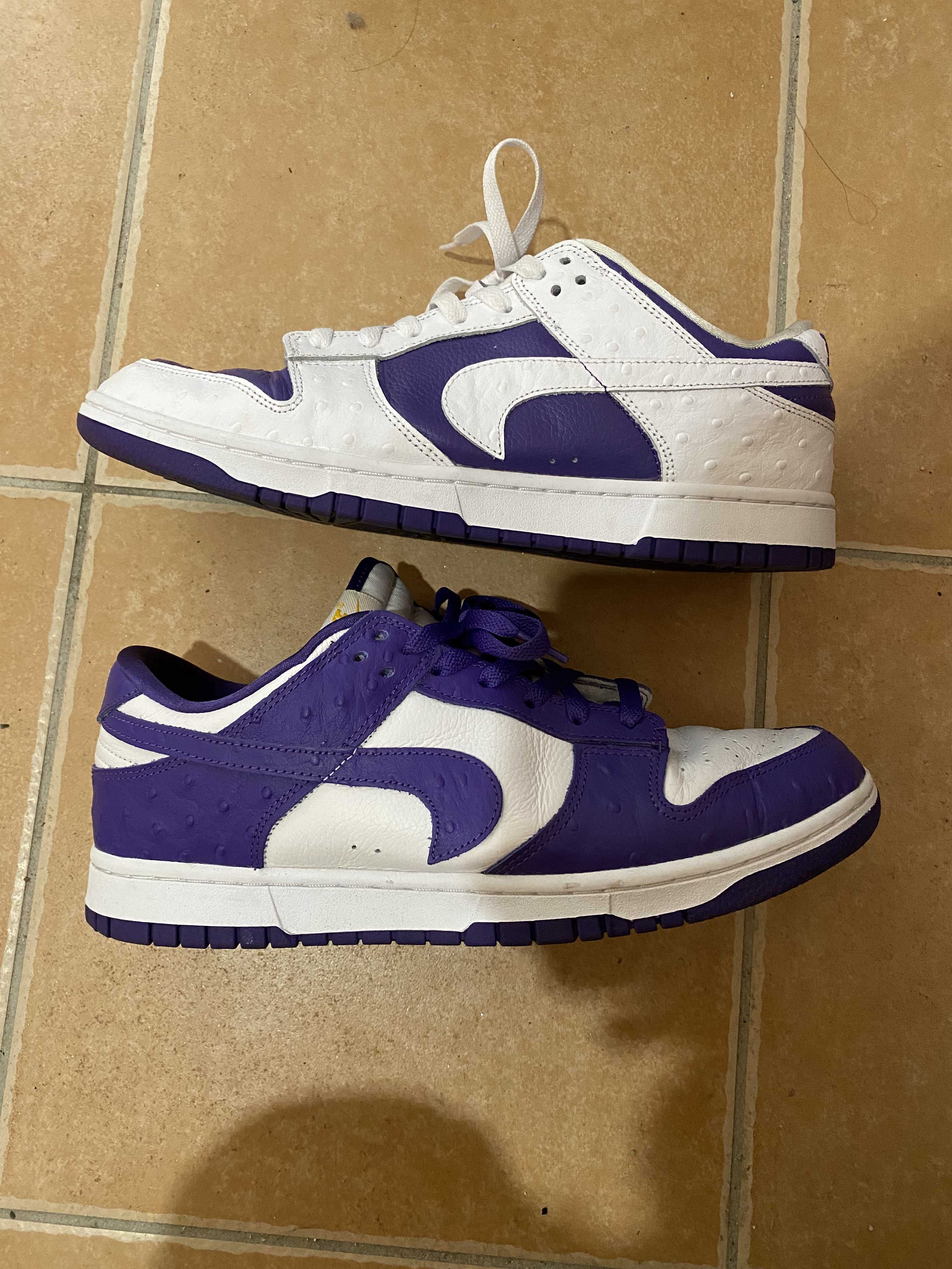 Nike Women's Dunk Low "Made You Look"