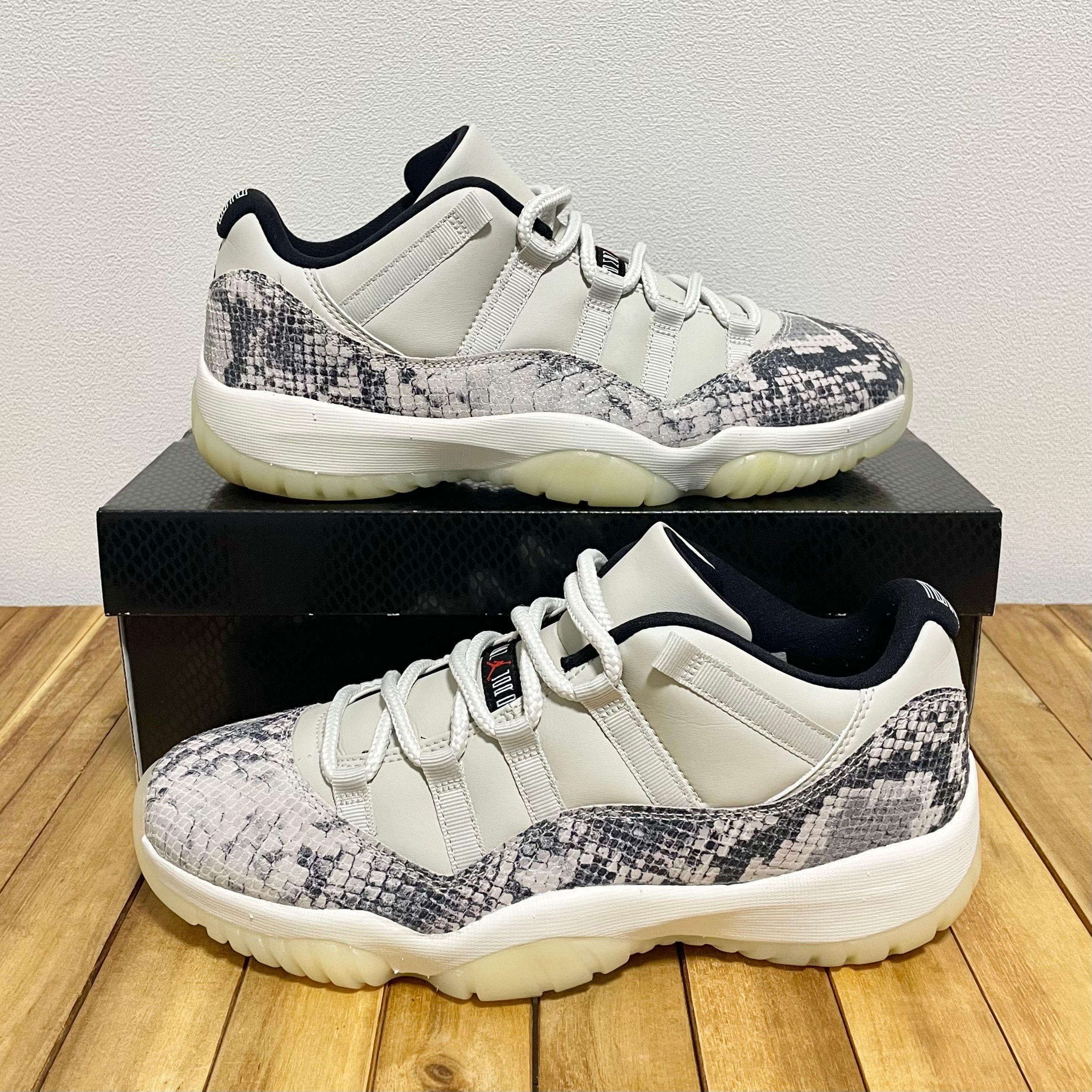 Nike Air Jordan 11 Low Snakeskin "Light Bone/University Red/Sail/Black"