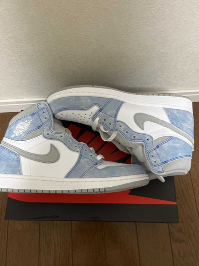 Nike Air Jordan 1 High OG "Hyper Royal"