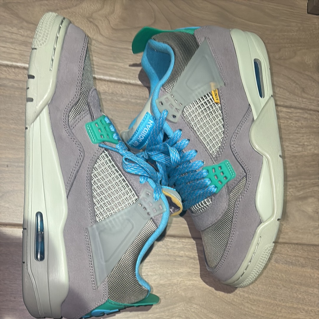 UNION × Nike Air Jordan 4 SP "Taupe Haze"