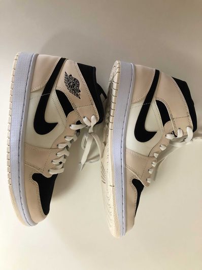 NIKE Women's AIR JORDAN 1 MID "GUAVA ICE"