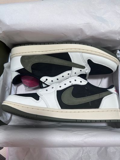 Travis Scott × Nike Women's Air Jordan 1 Low OG "Medium Olive"