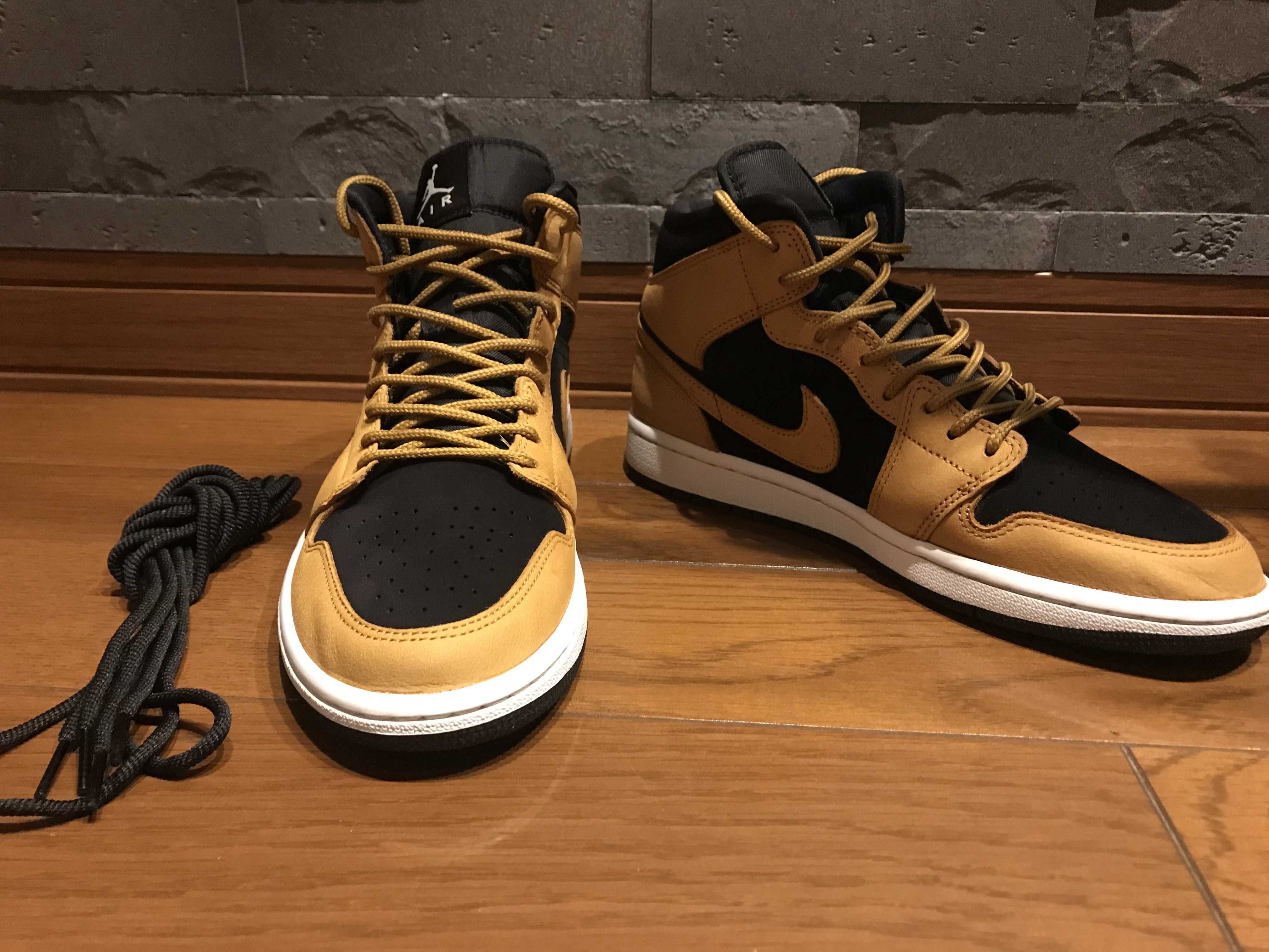 Nike Air Jordan 1 High Zoom "Monarch Orange"