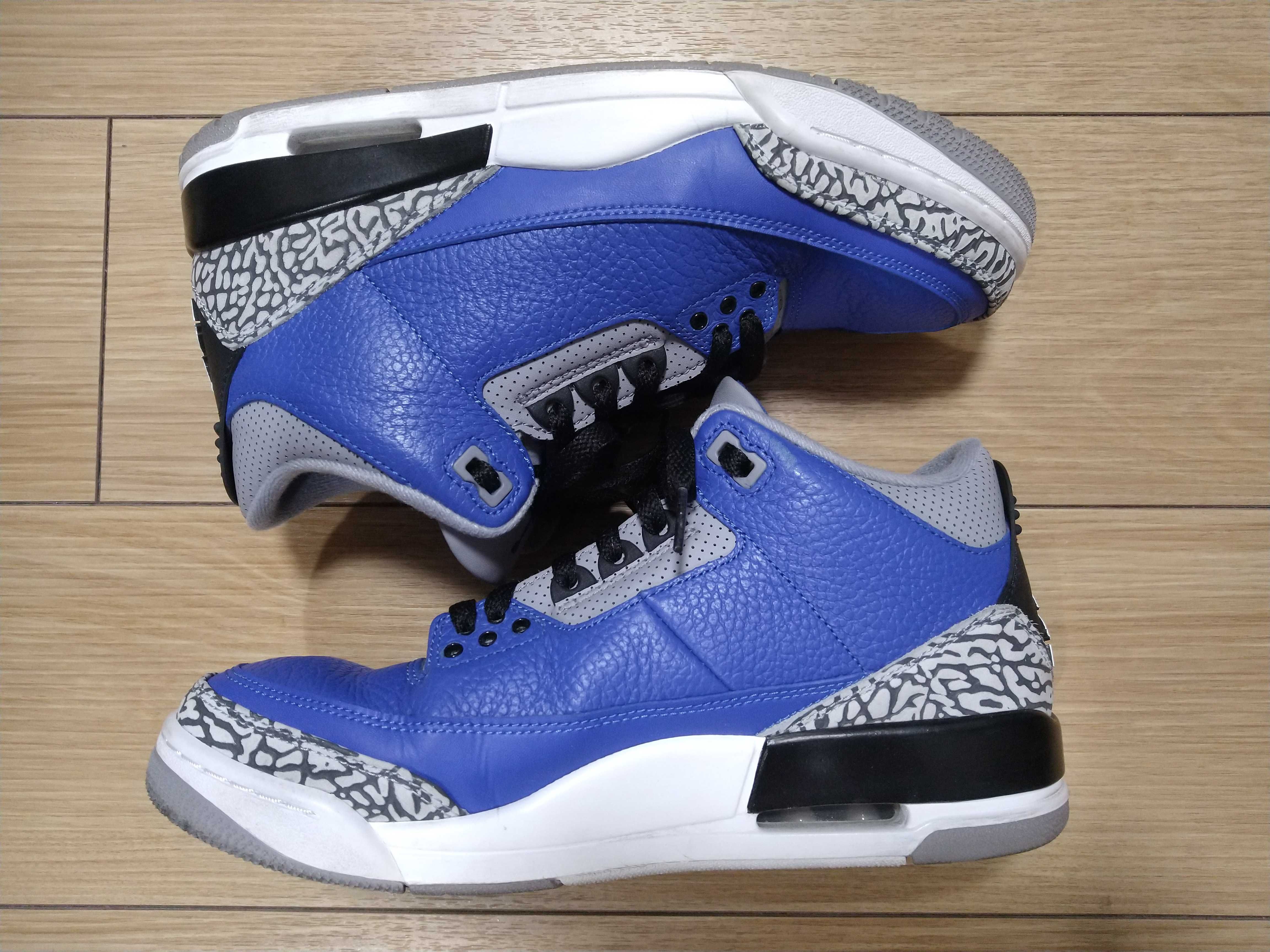 NIKE AIR JORDAN 3 "VARSITY ROYAL"