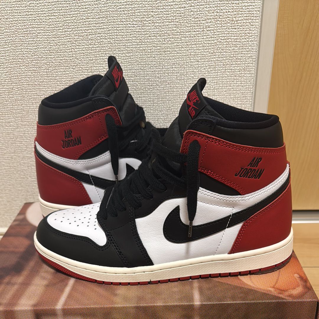 Nike Air Jordan 1 Retro High OG "Black Toe Reimagined"
