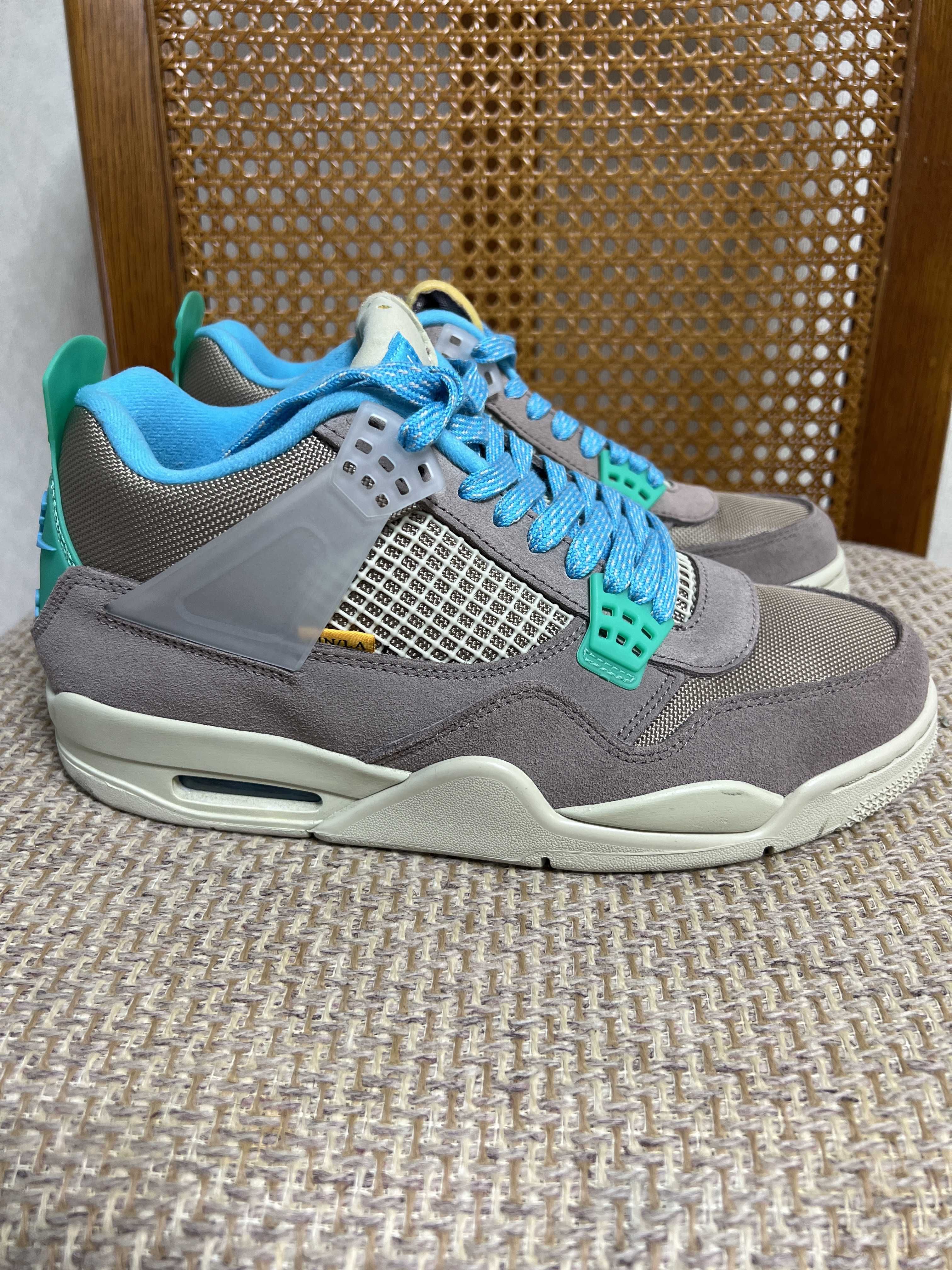 UNION × NIKE AIR JORDAN 4 SP "TAUPE HAZE"