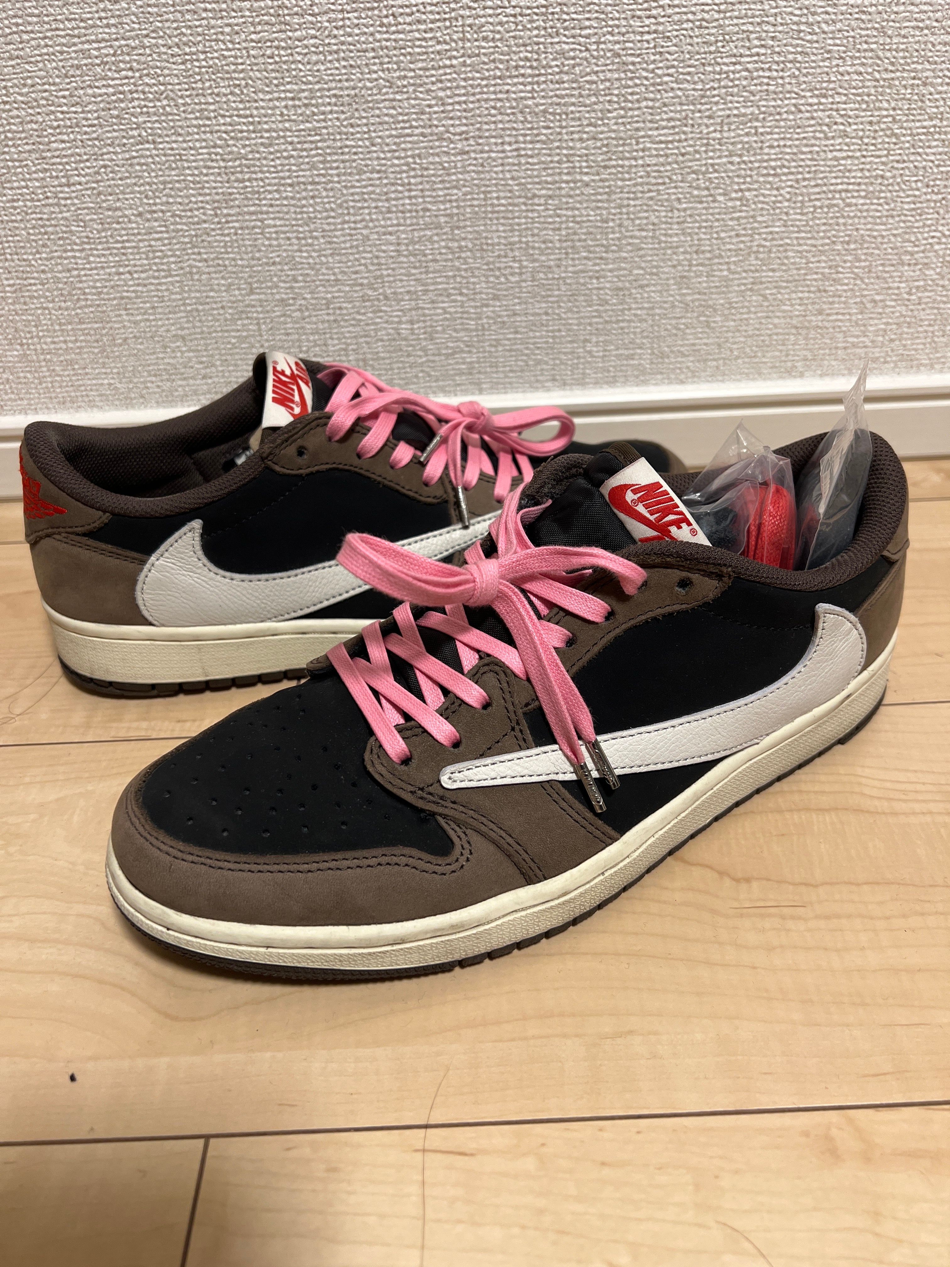 Travis Scott × Nike Air Jordan 1 Low OG SP-T "Black/Dark Mocha"