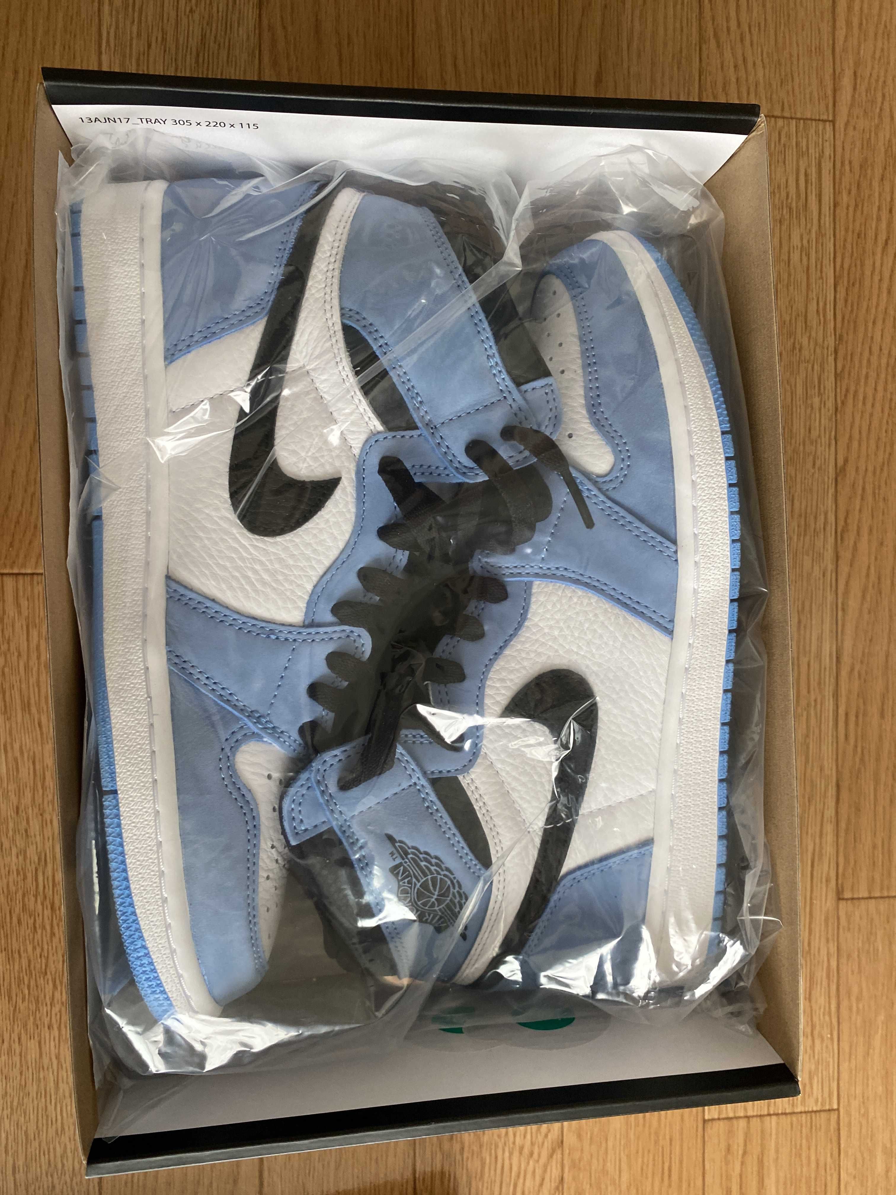 Nike Air Jordan 1 High OG "University Blue"