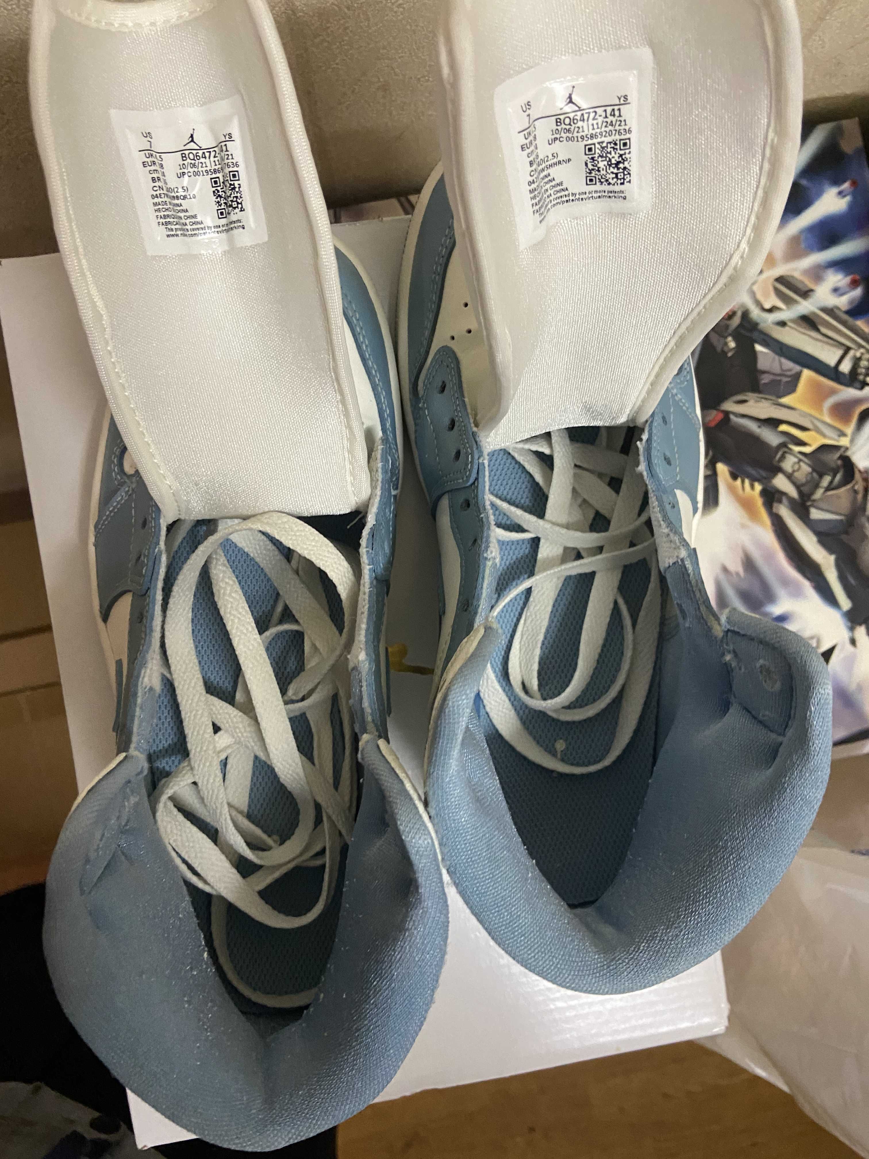 Nike Women's Air Jordan 1 Mid "University Blue"