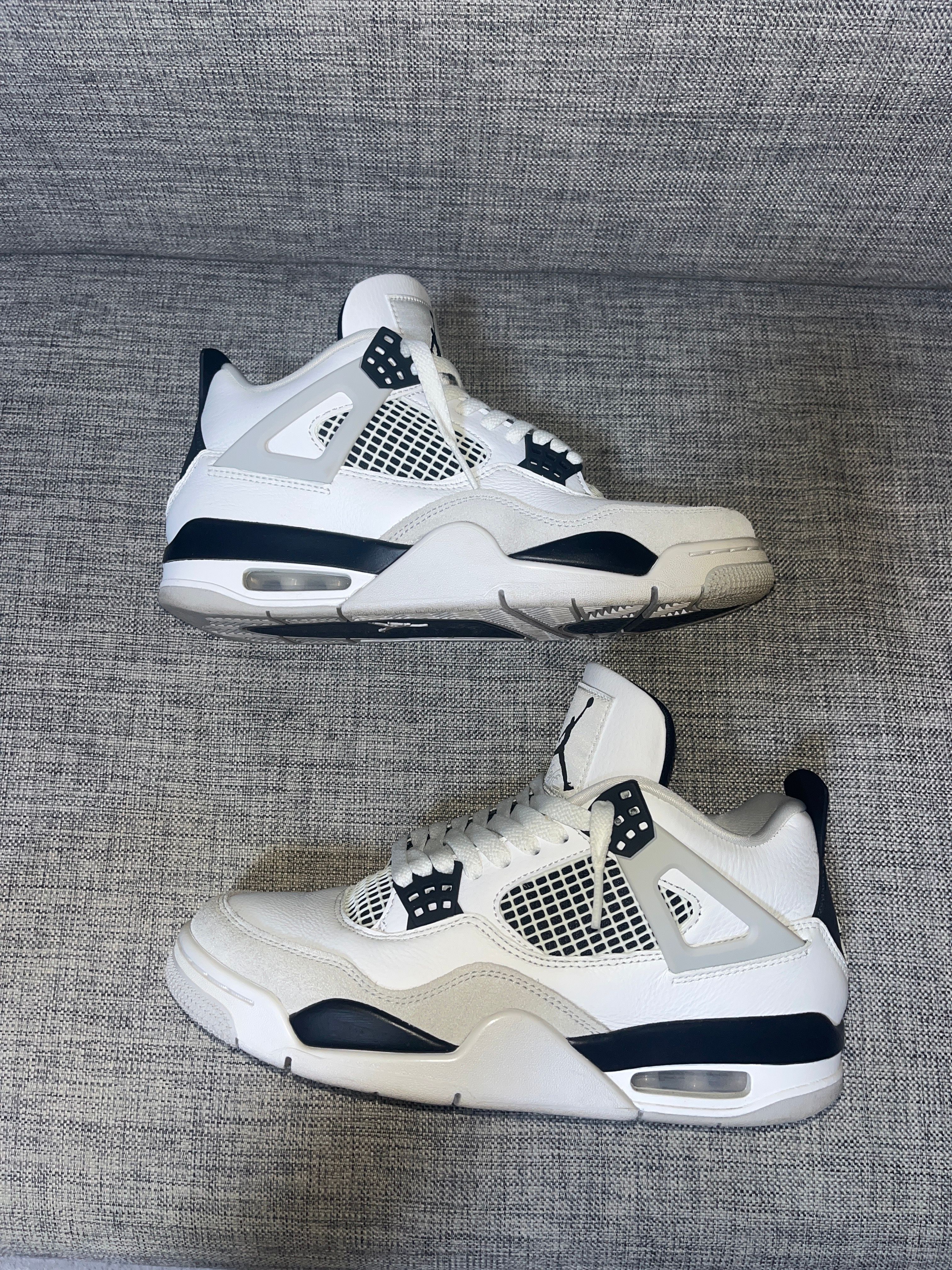 Nike Air Jordan 4 "Military Black"