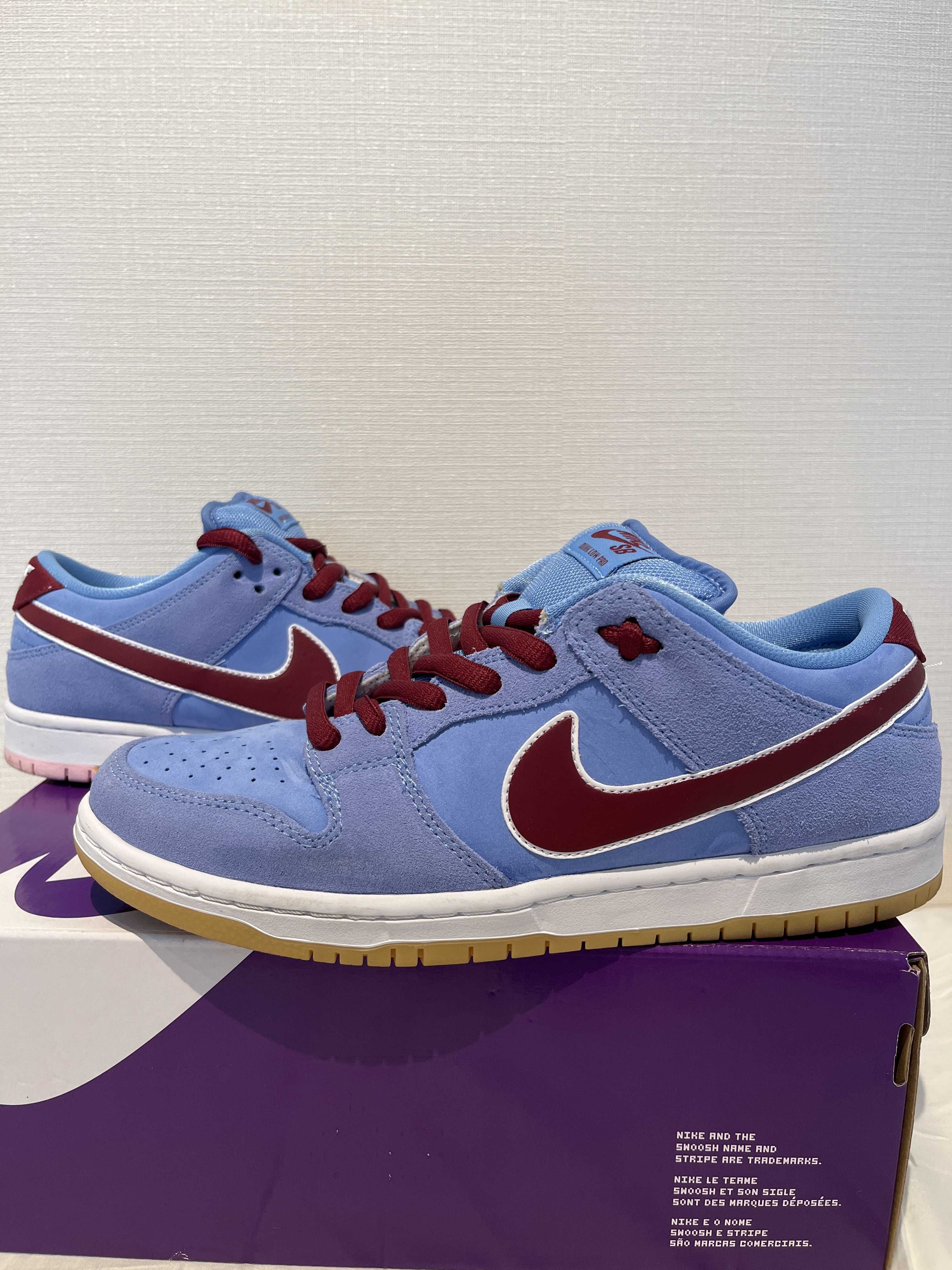 Nike SB Dunk Low Pro "Philadelphia Phillies/Valor Blue and Team Maroon"