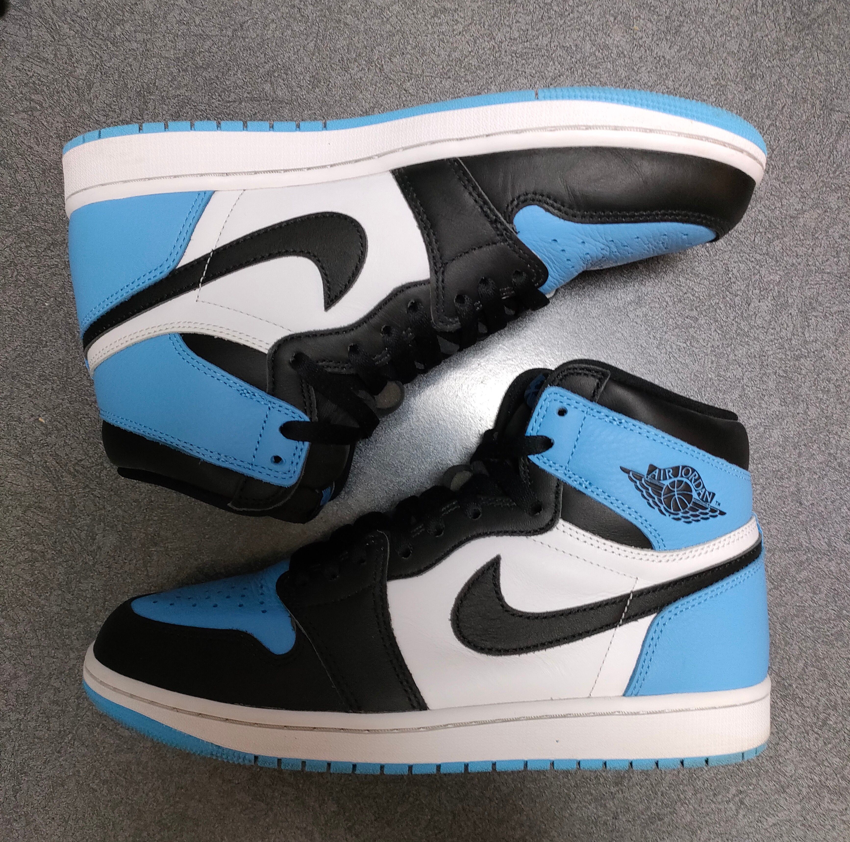 Nike Air Jordan 1 Retro High OG "University Blue/UNC Toe"