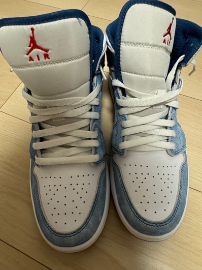 Nike Air Jordan 1 Mid SE "White/Hyper Royal/Red"