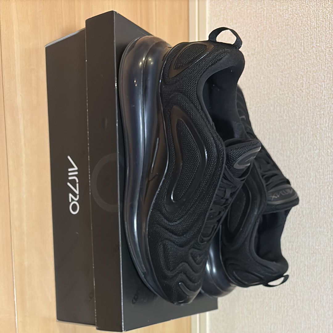 Nike AirI Max 720 "Triple Black"