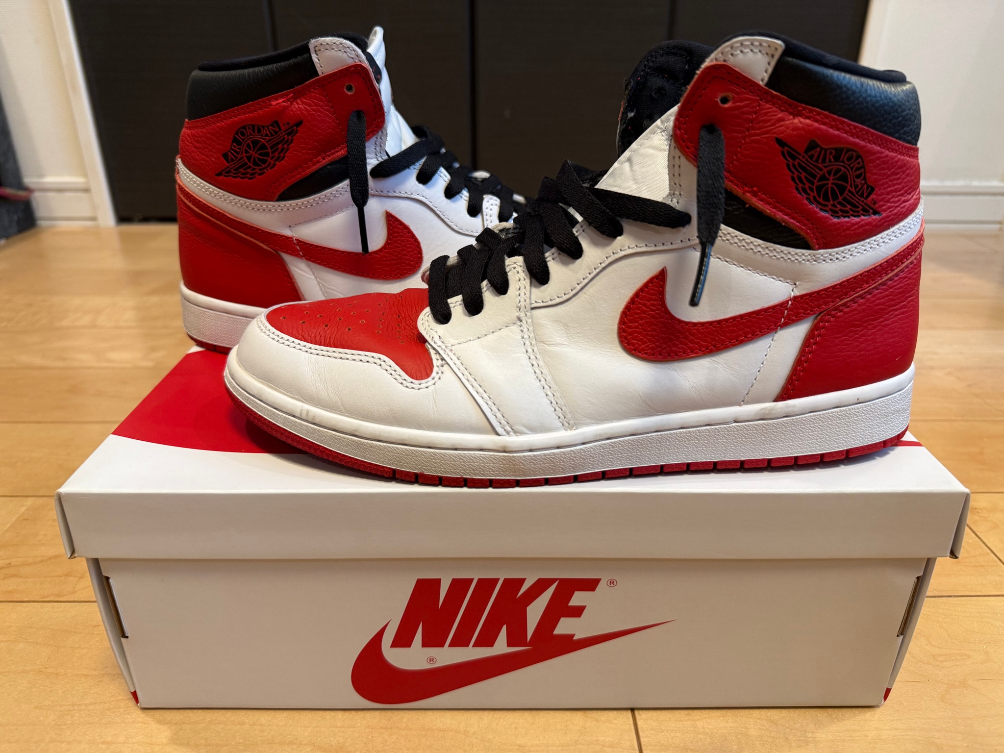Nike Air Jordan 1 High OG "Heritage"