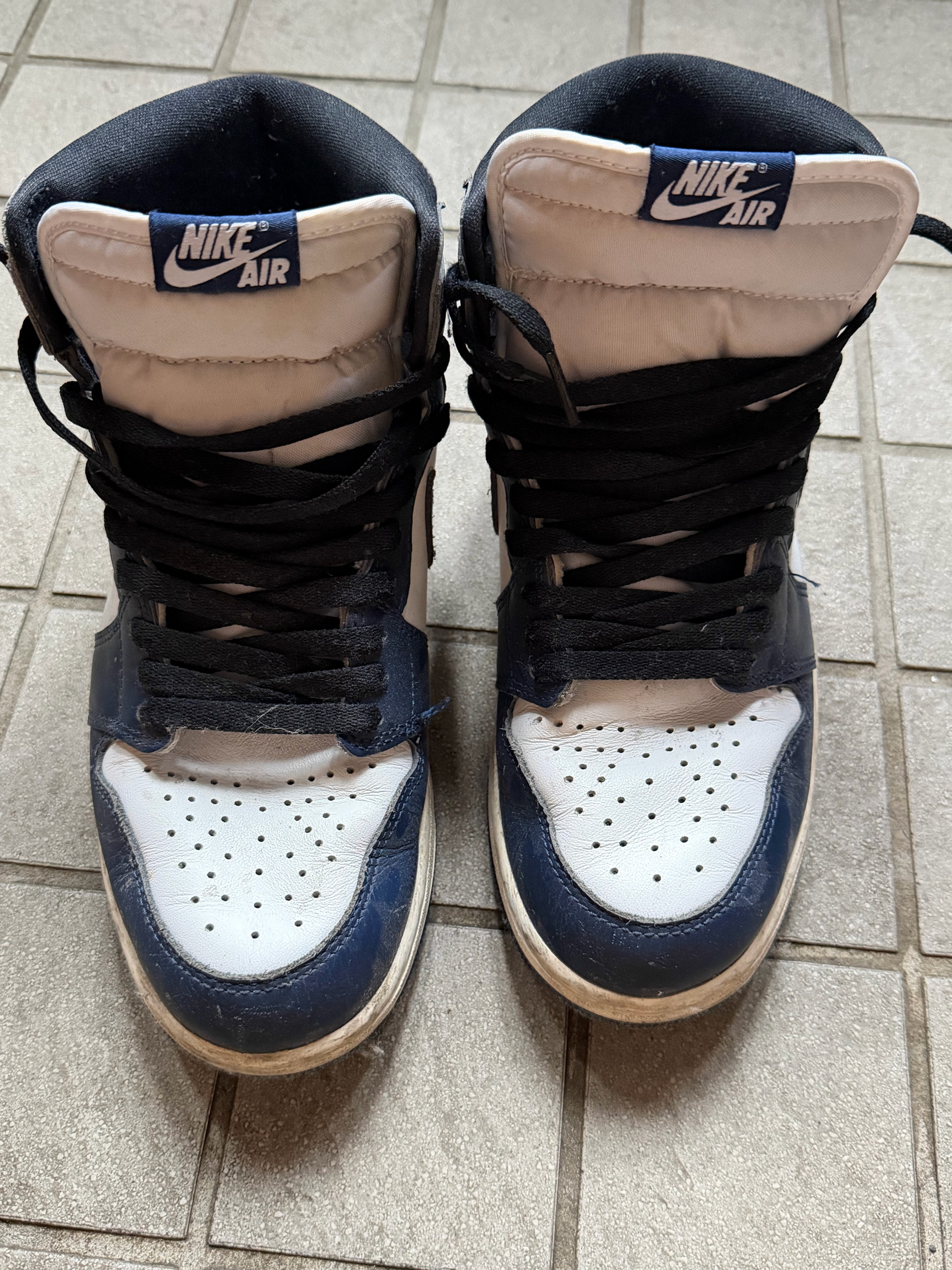 Nike Air Jordan 1 Retro High OG "Midnight Navy"