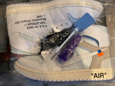 Virgil Abloh Archive (V.A.A.) × Nike Air Jordan 1 Retro High OG "Alaska"