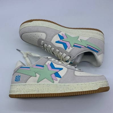 Sneaker News × A BATHING APE BAPE STA "Day" (1386 pairs)