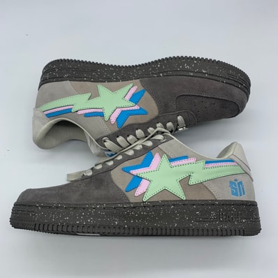 Sneaker News × A BATHING APE BAPE STA "Night" (556 pairs)