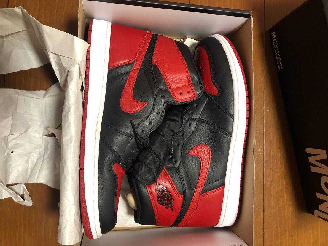 Nike Air Jordan 1 Retro High OG "Bred/Banned" (2016)