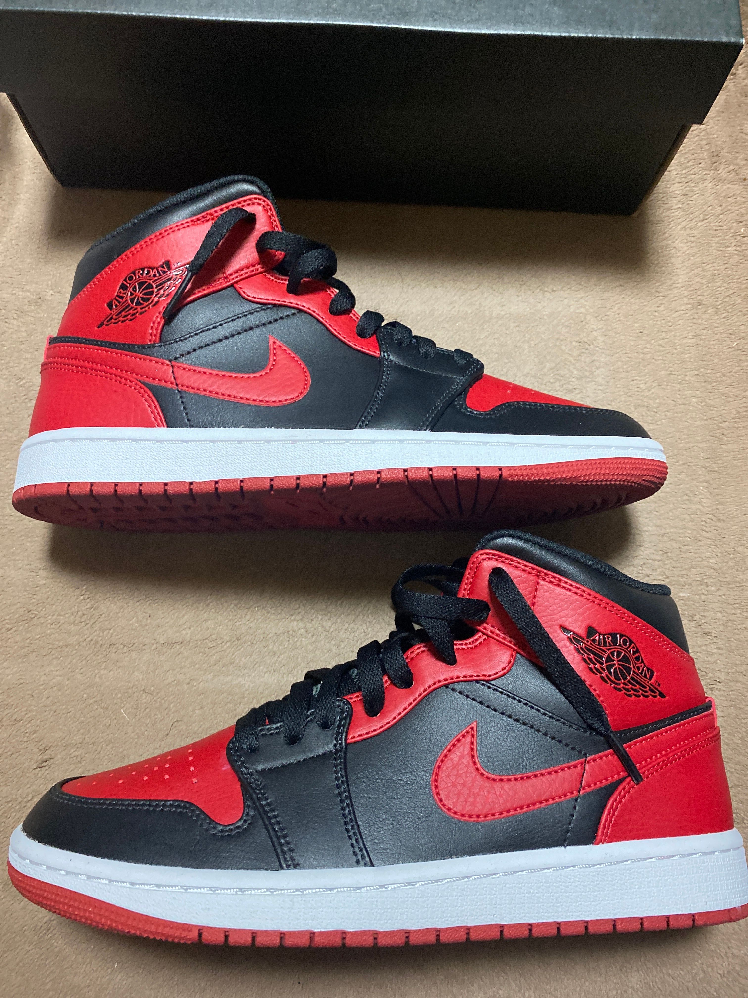 Nike Air Jordan 1 Mid "Bred"