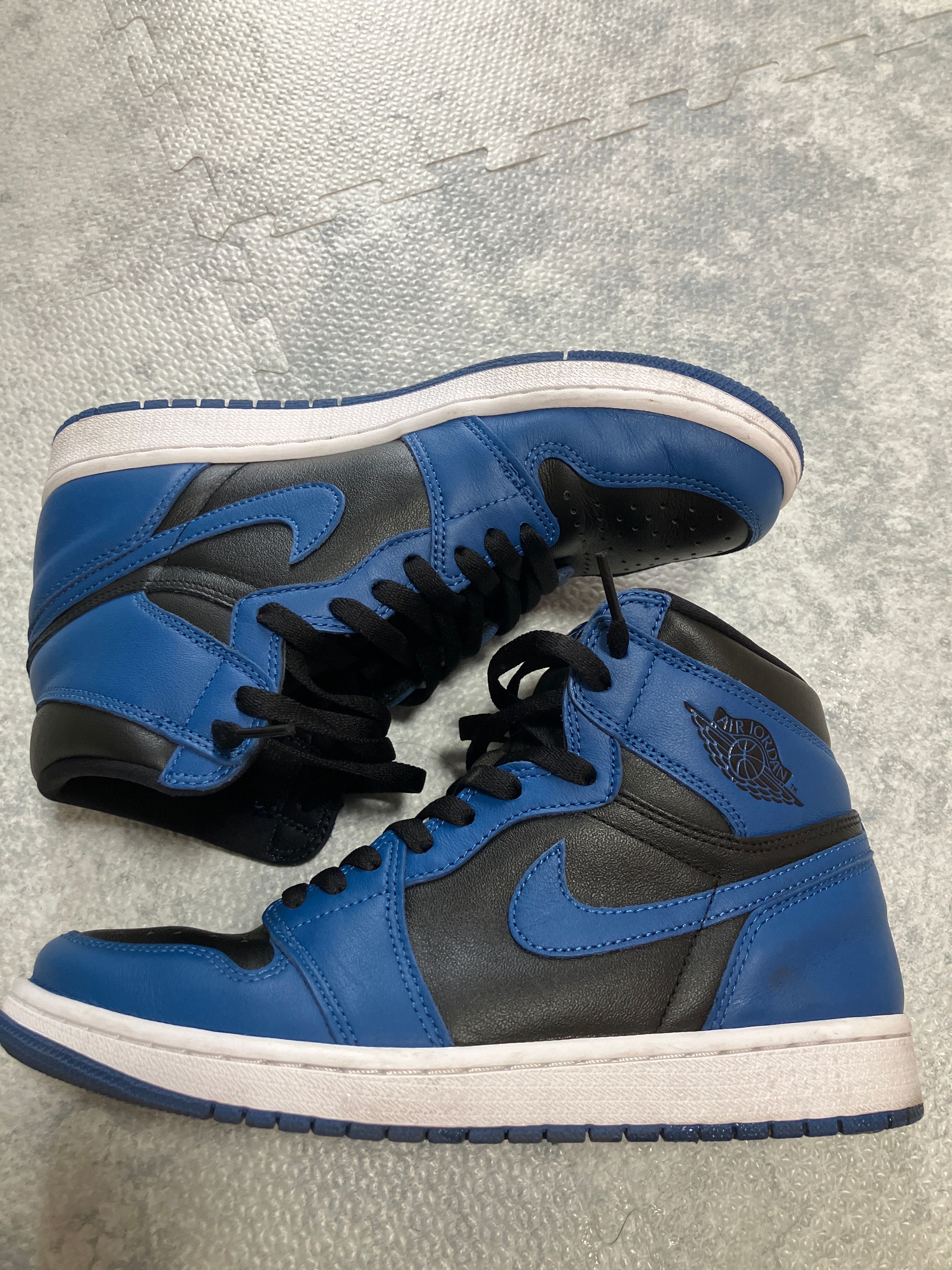 Nike Air Jordan 1 Retro High OG "Dark Marina Blue"