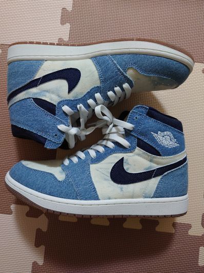 Nike Air Jordan 1 Retro High OG "Denim"