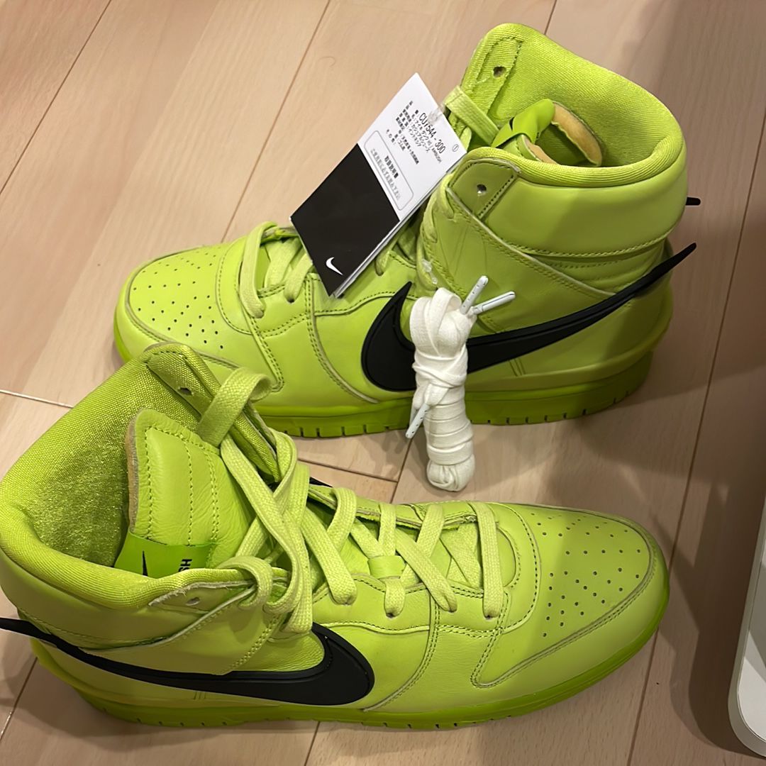 AMBUSH × NIKE DUNK HIGH "FLASH LIME"