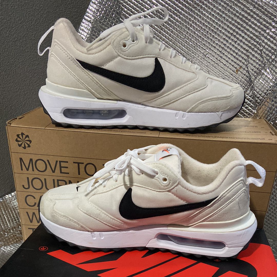 Nike Women's Air Max Dawn "White/Midnight Navy"