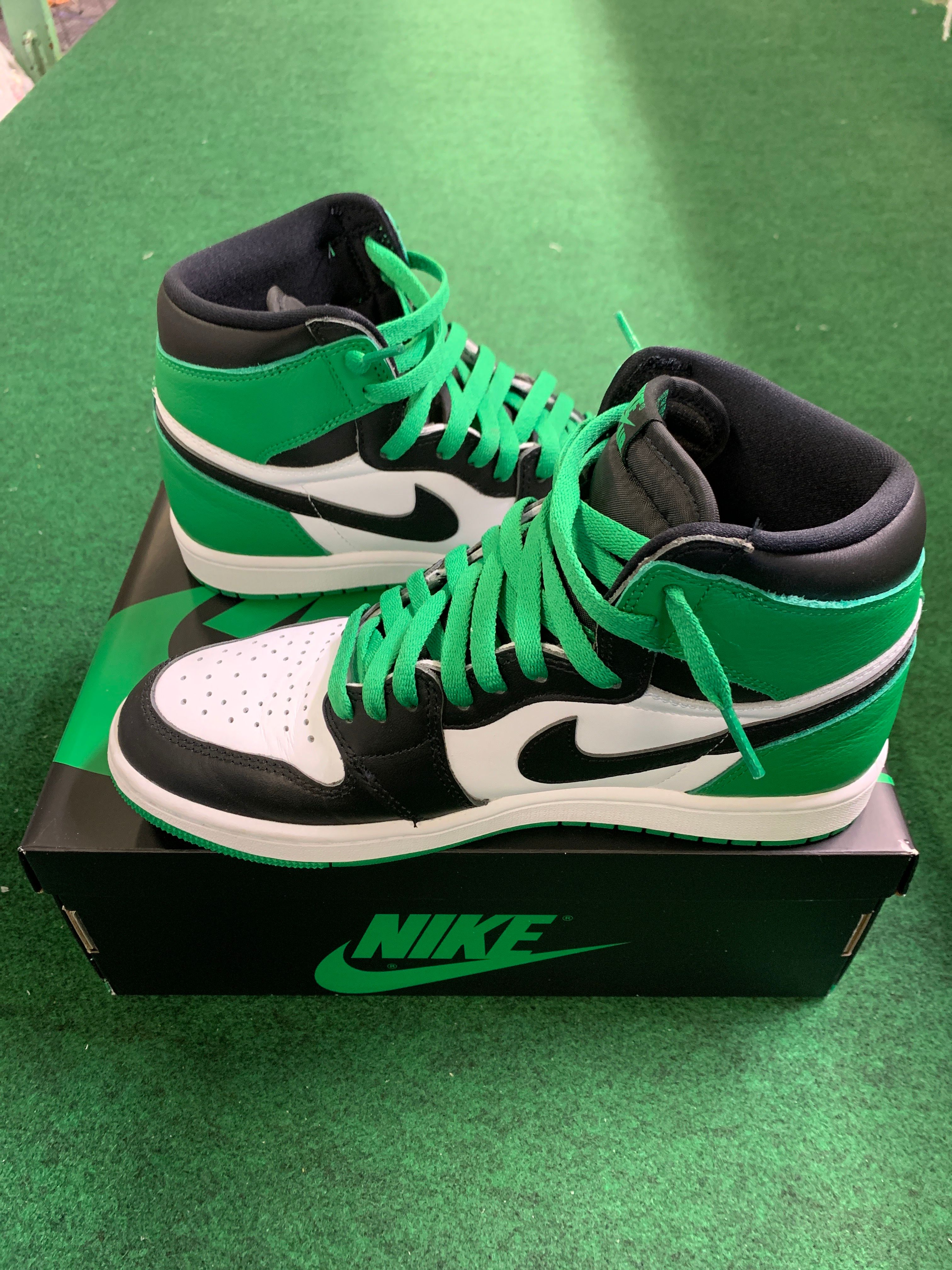 Nike Air Jordan 1 Retro High OG "Celtics/Black and Lucky Green" (2023)