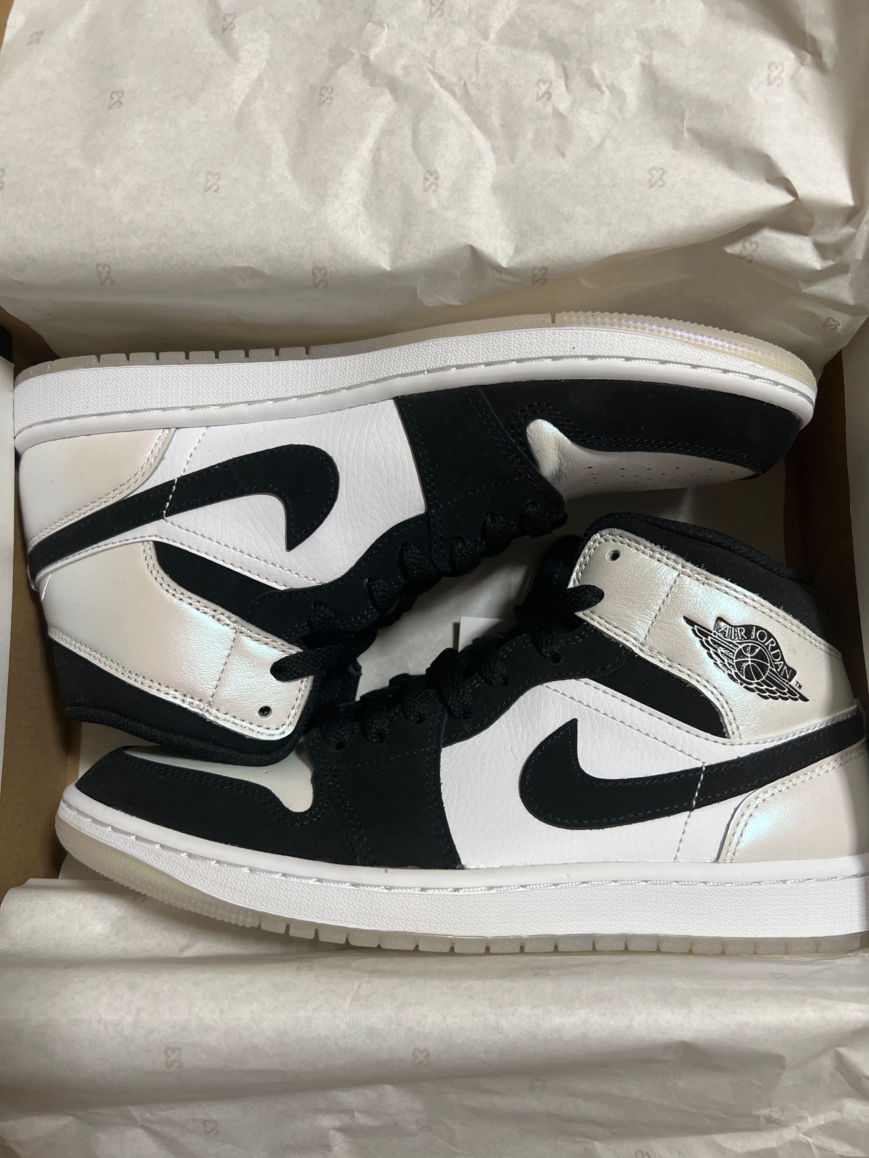 Nike Air Jordan 1 Mid "Omega/Black/White"