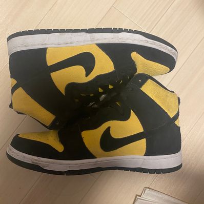 NIKE SB DUNK HIGH "MAIZE AND BLACK"