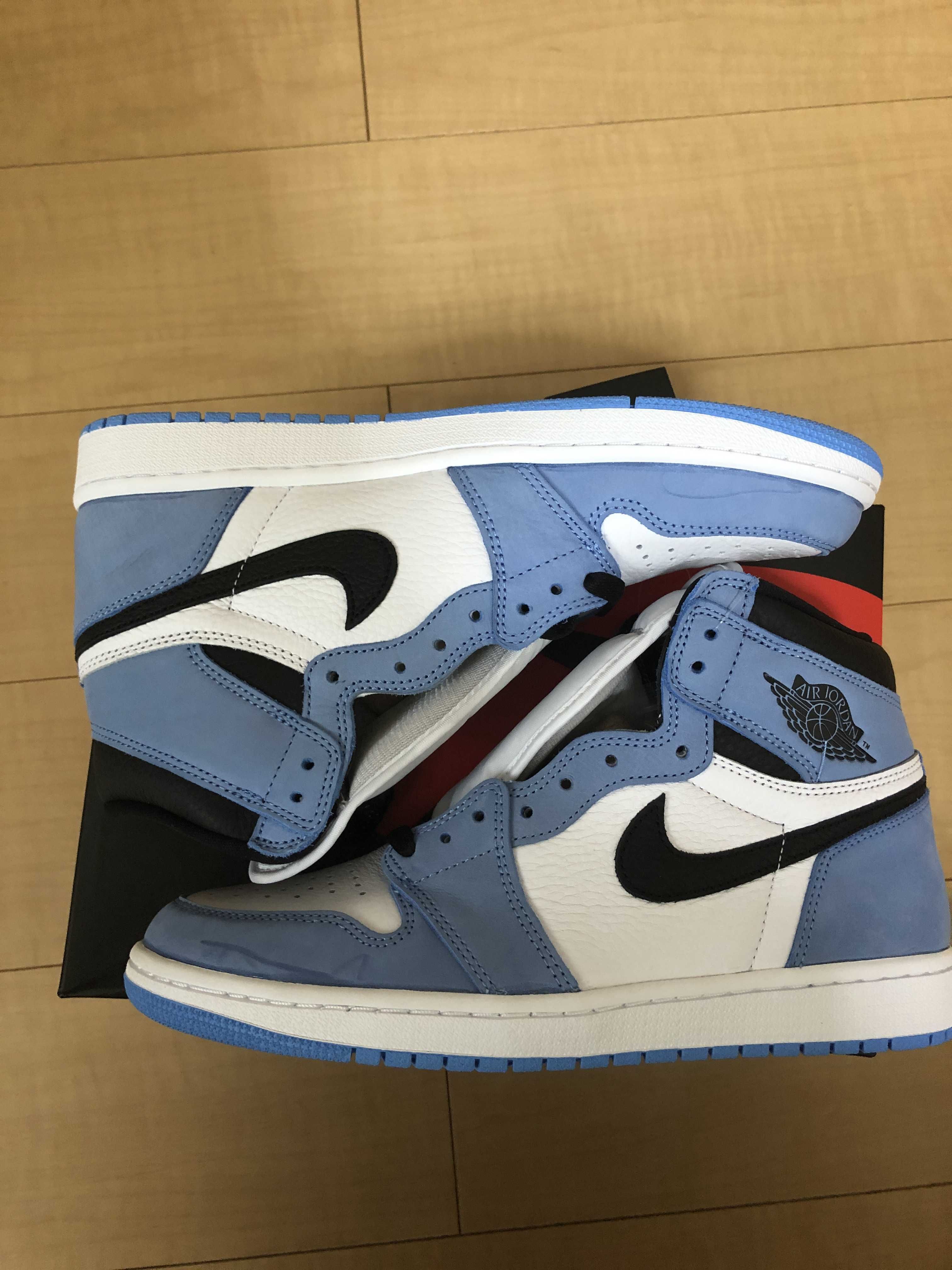 Nike Air Jordan 1 High OG "University Blue"