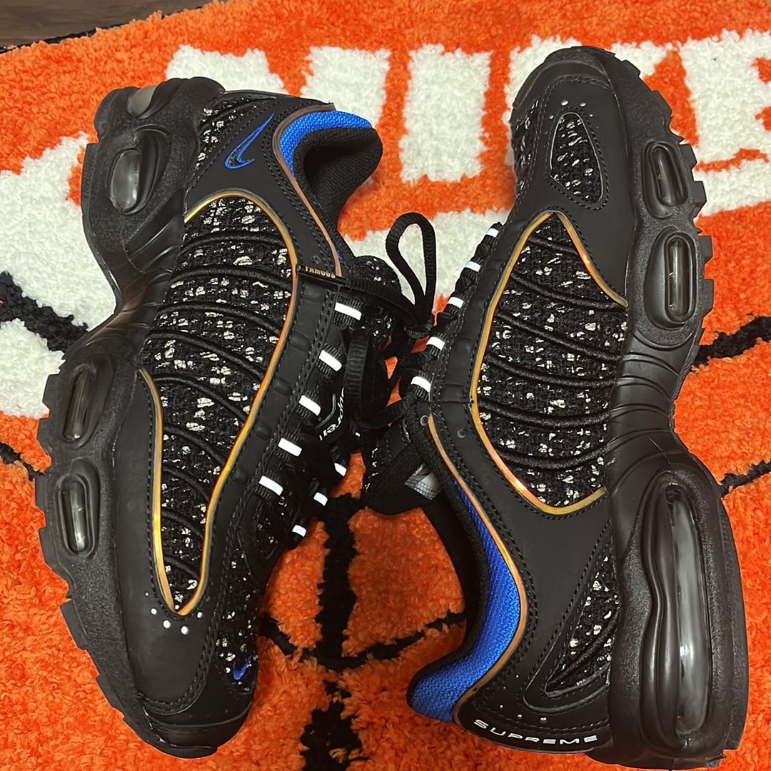 Supreme × Nike Air Max Tailwind 4 "Black"