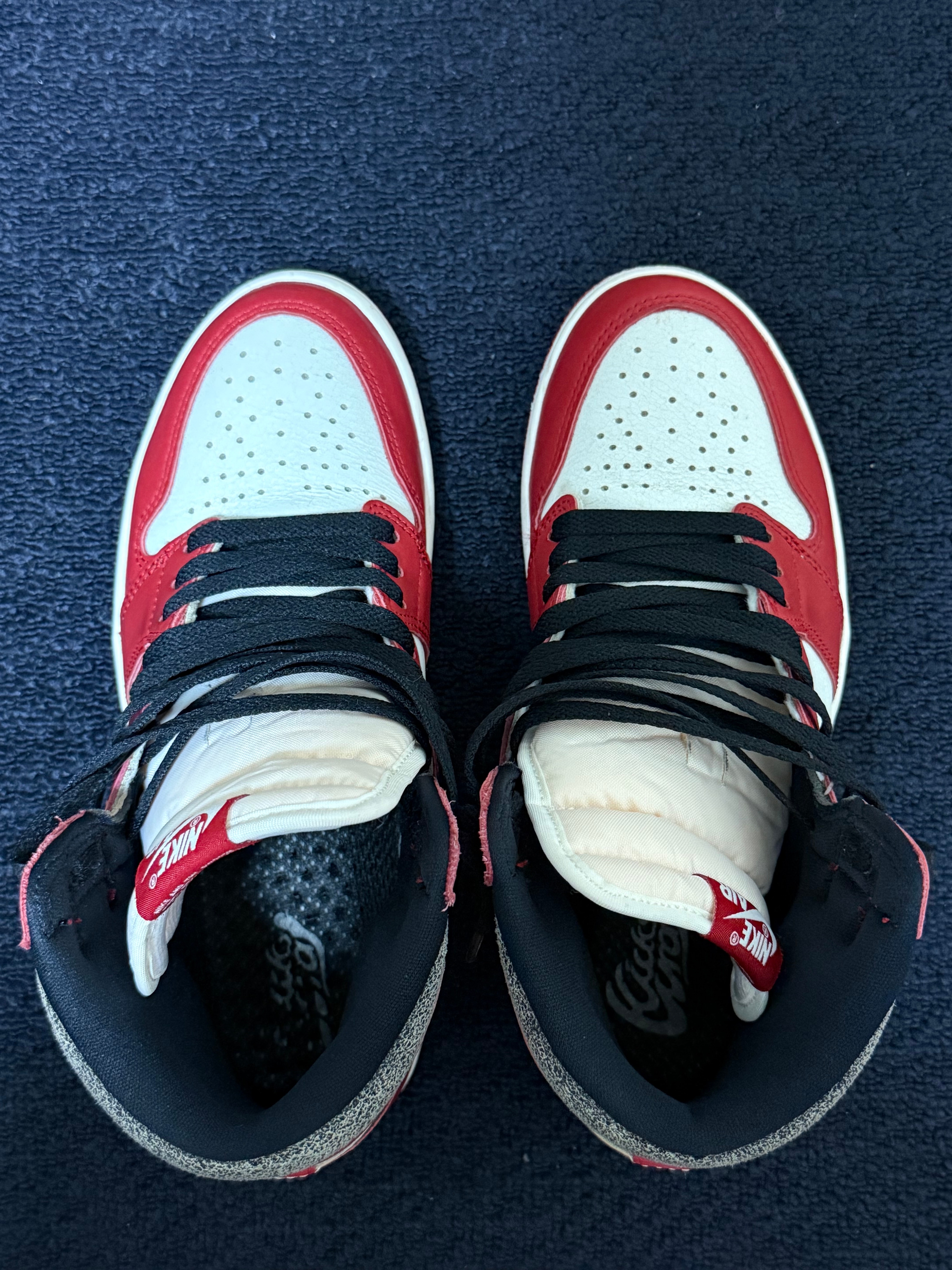 Nike Air Jordan 1 High OG "Lost & Found/Chicago"