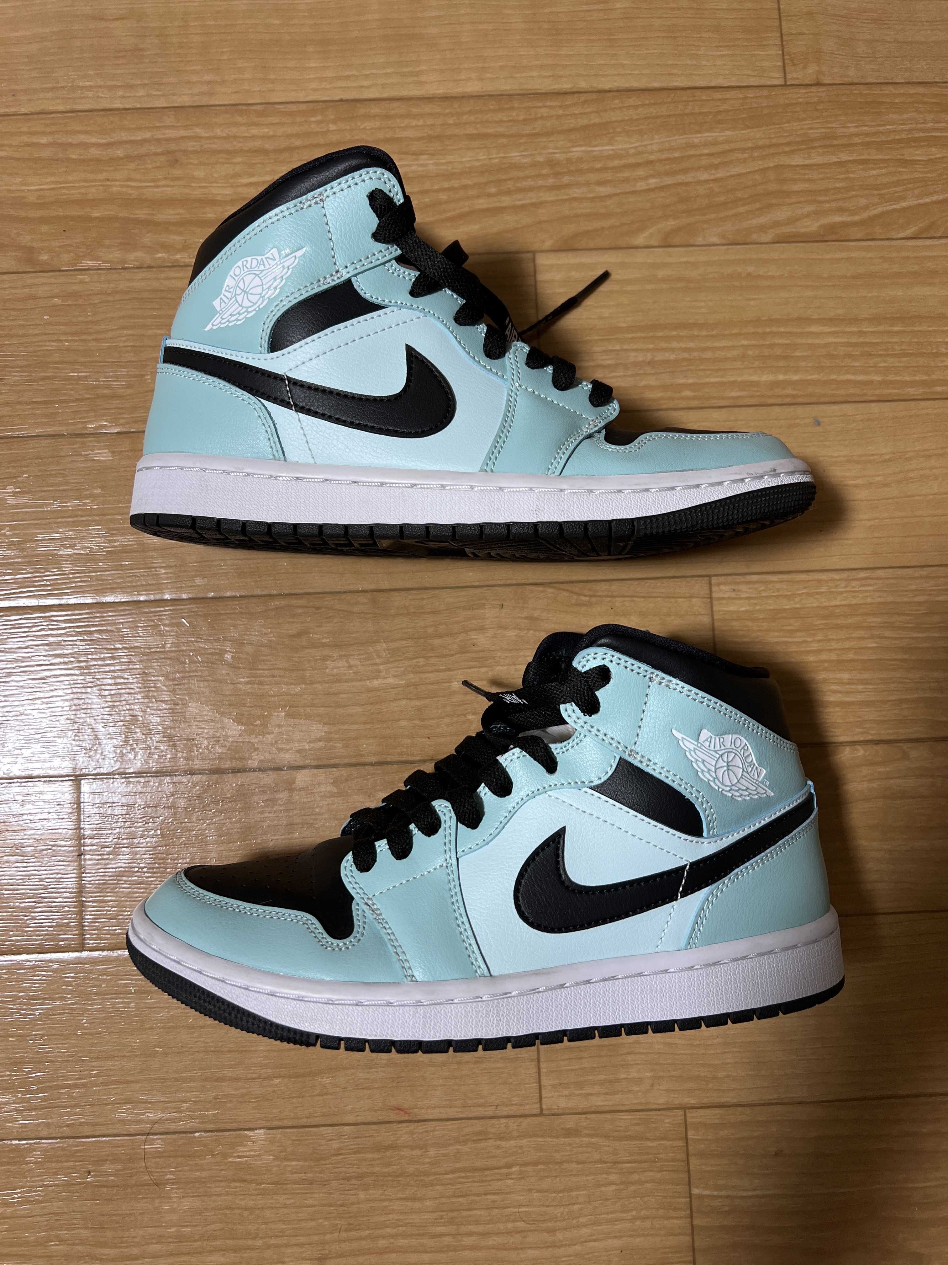 NIKE Women's AIR JORDAN 1 MID "AQUA BLUE"